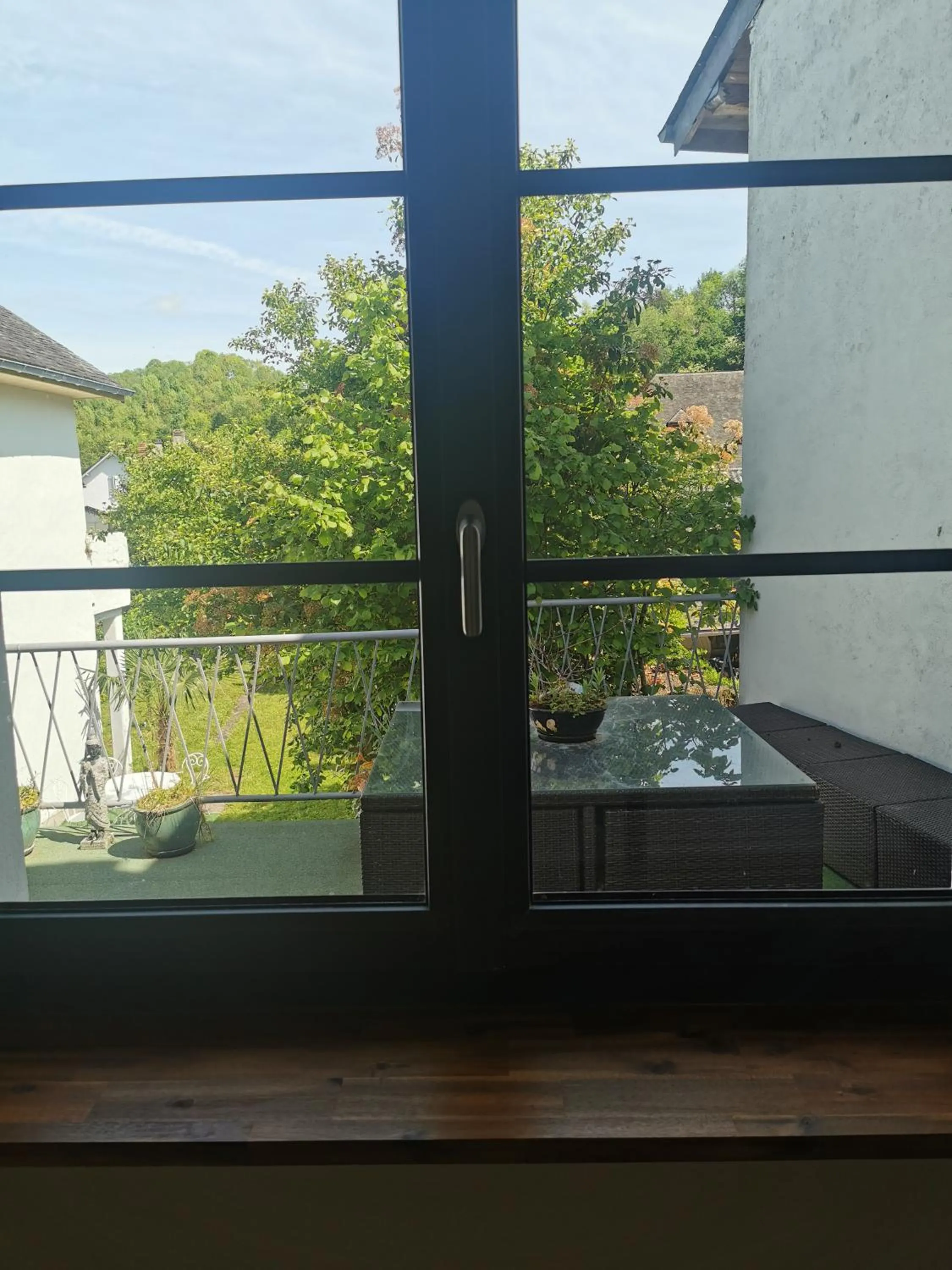 Chambres d'hôtes Chez Valérie Garage motos et vélos