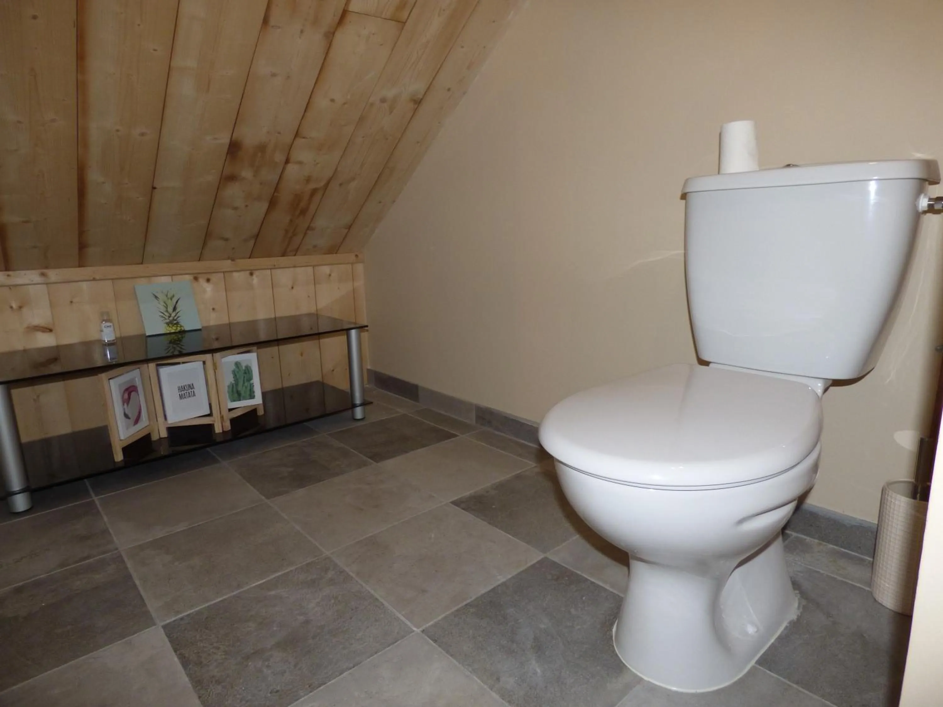 Chambres d'hôtes Chez Valérie Garage motos et vélos