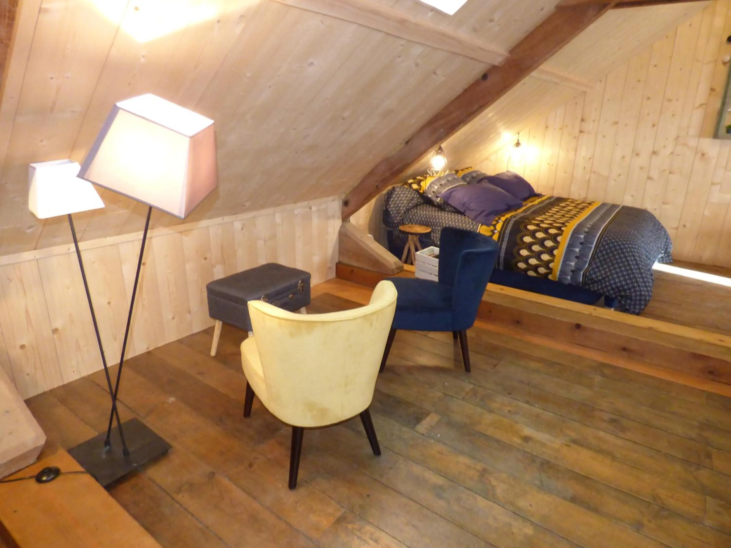 Chambres d'hôtes Chez Valérie Garage motos et vélos