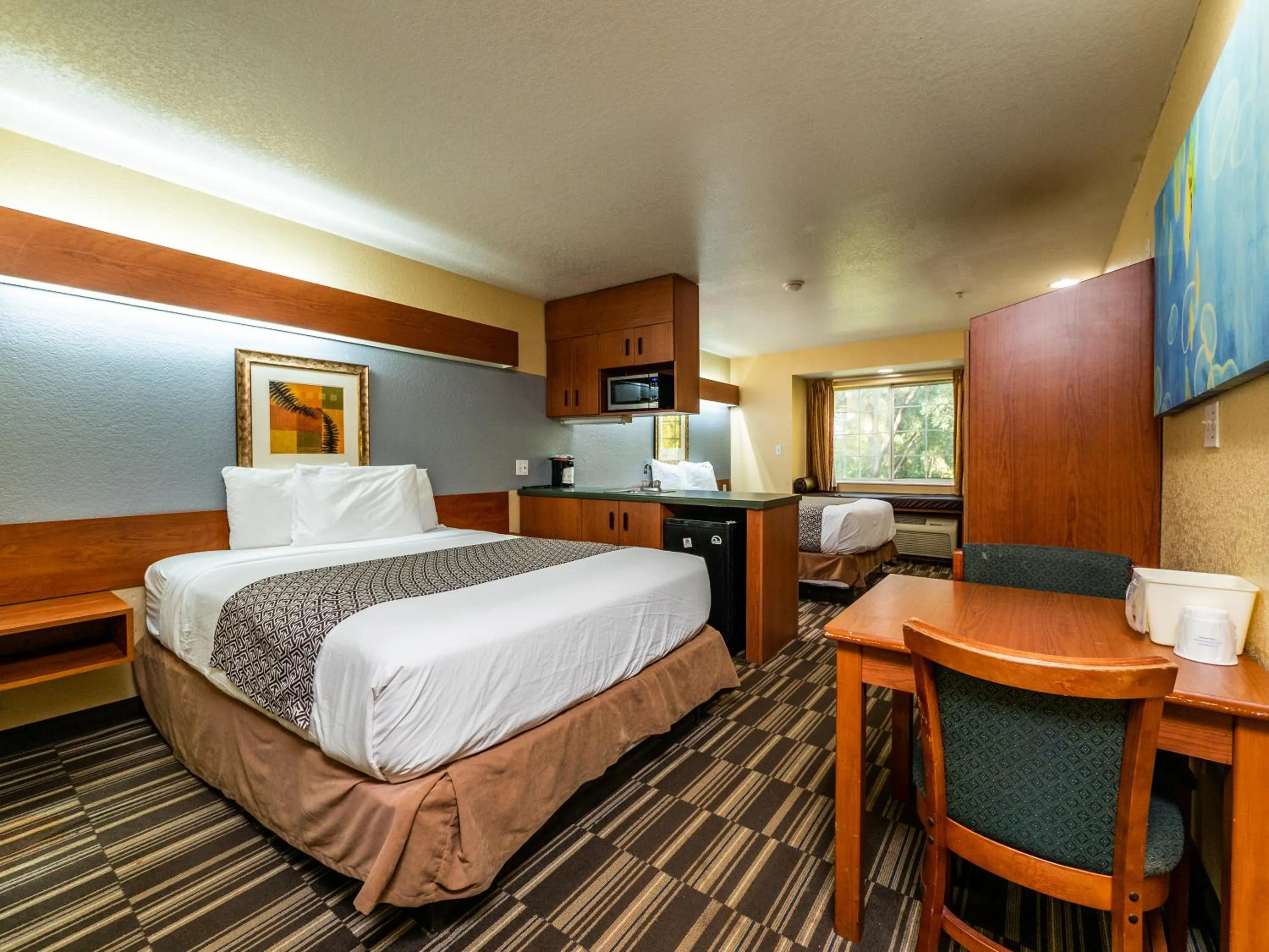 Bed in Microtel Inn and Suites Ocala