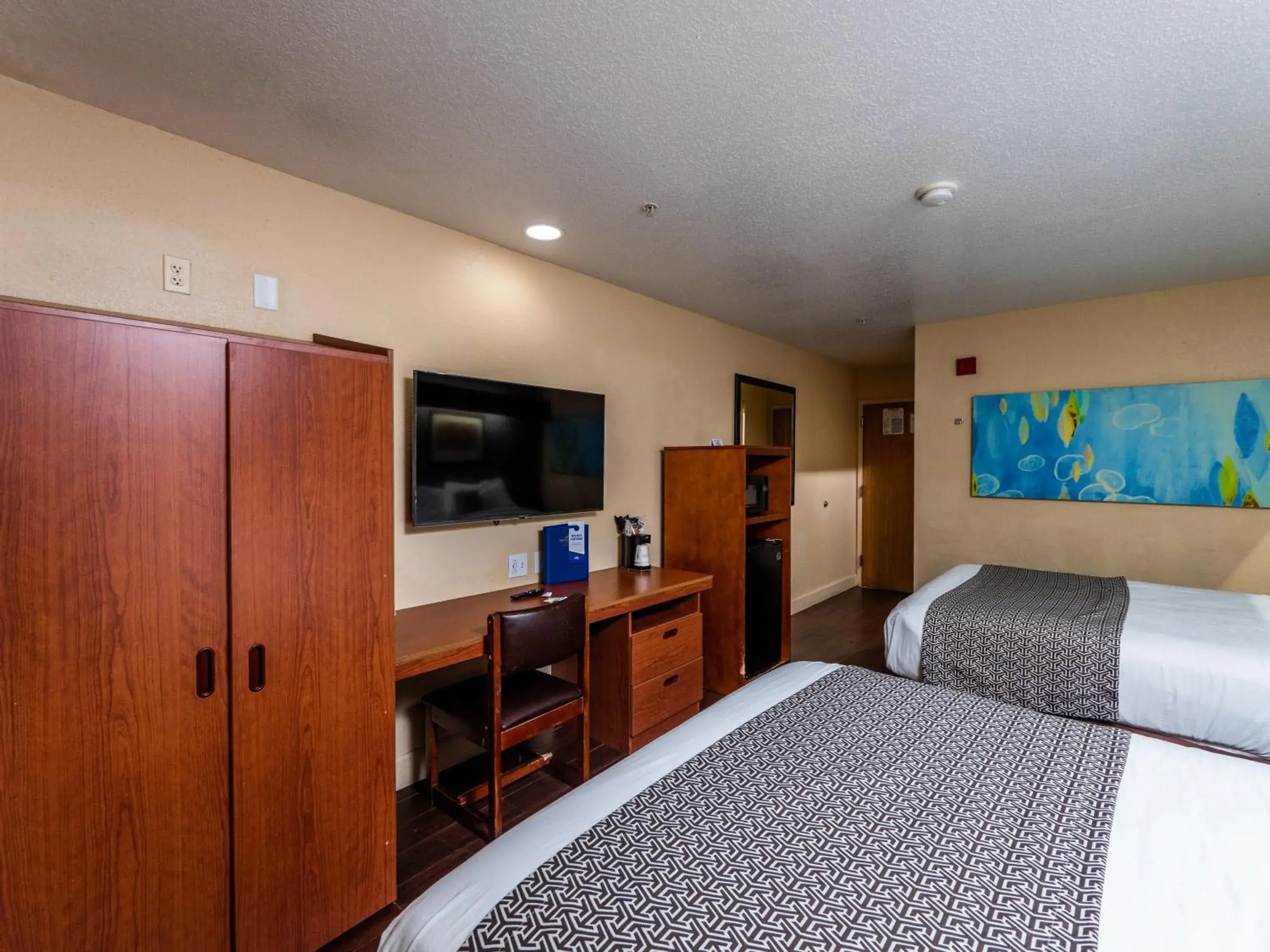 Studio Suite with Two Queen Beds - Non-Smoking in Microtel Inn and Suites Ocala Studio Suite with Two Queen Beds - Non-Smoking in Microtel Inn and Suites Ocala