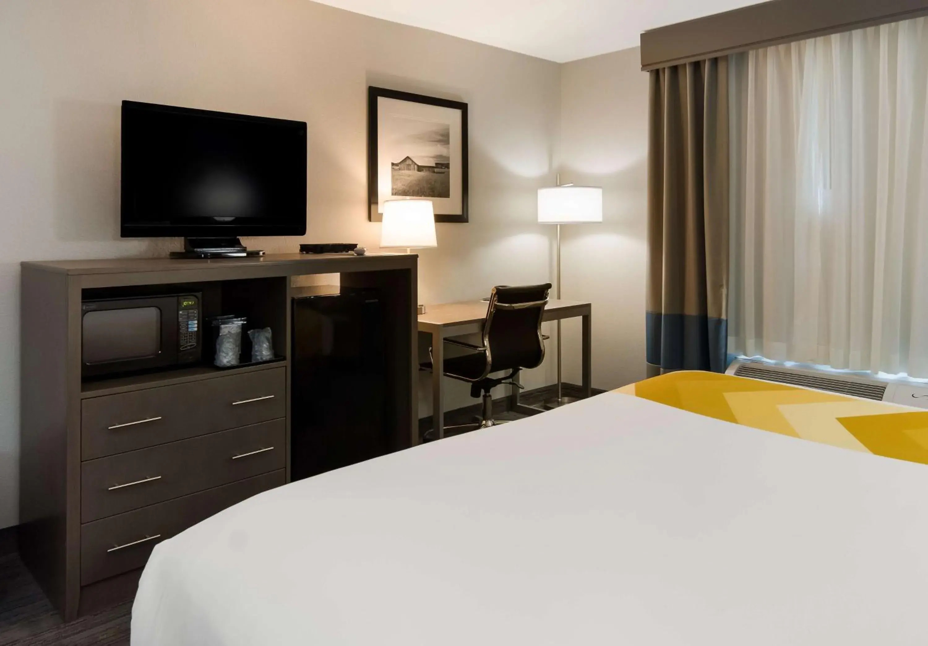 Photo of the whole room, Bed in Best Western Eastland Photo of the whole room, Bed in Best Western Eastland