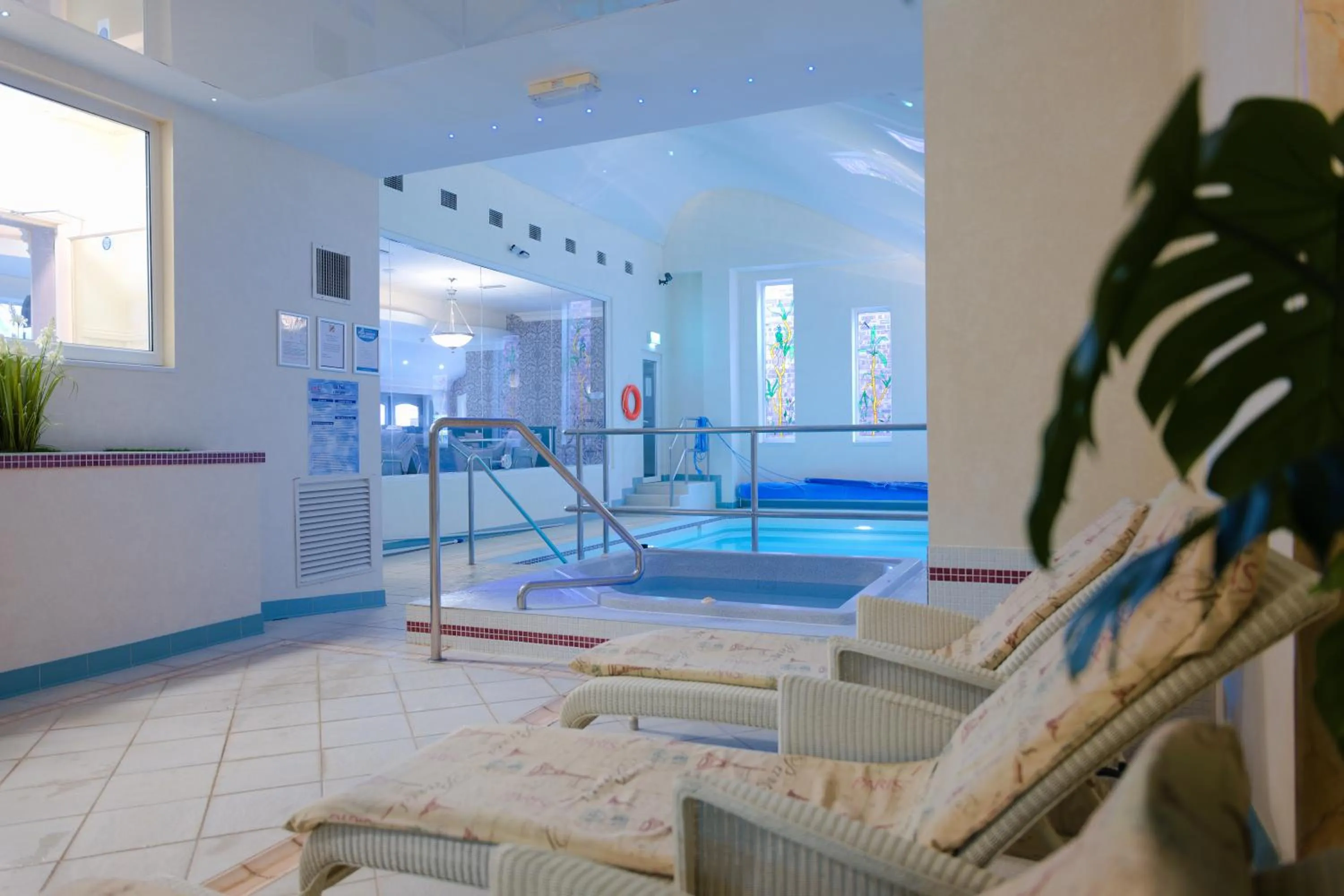 Swimming pool in Clifton Park Hotel - Adults Only