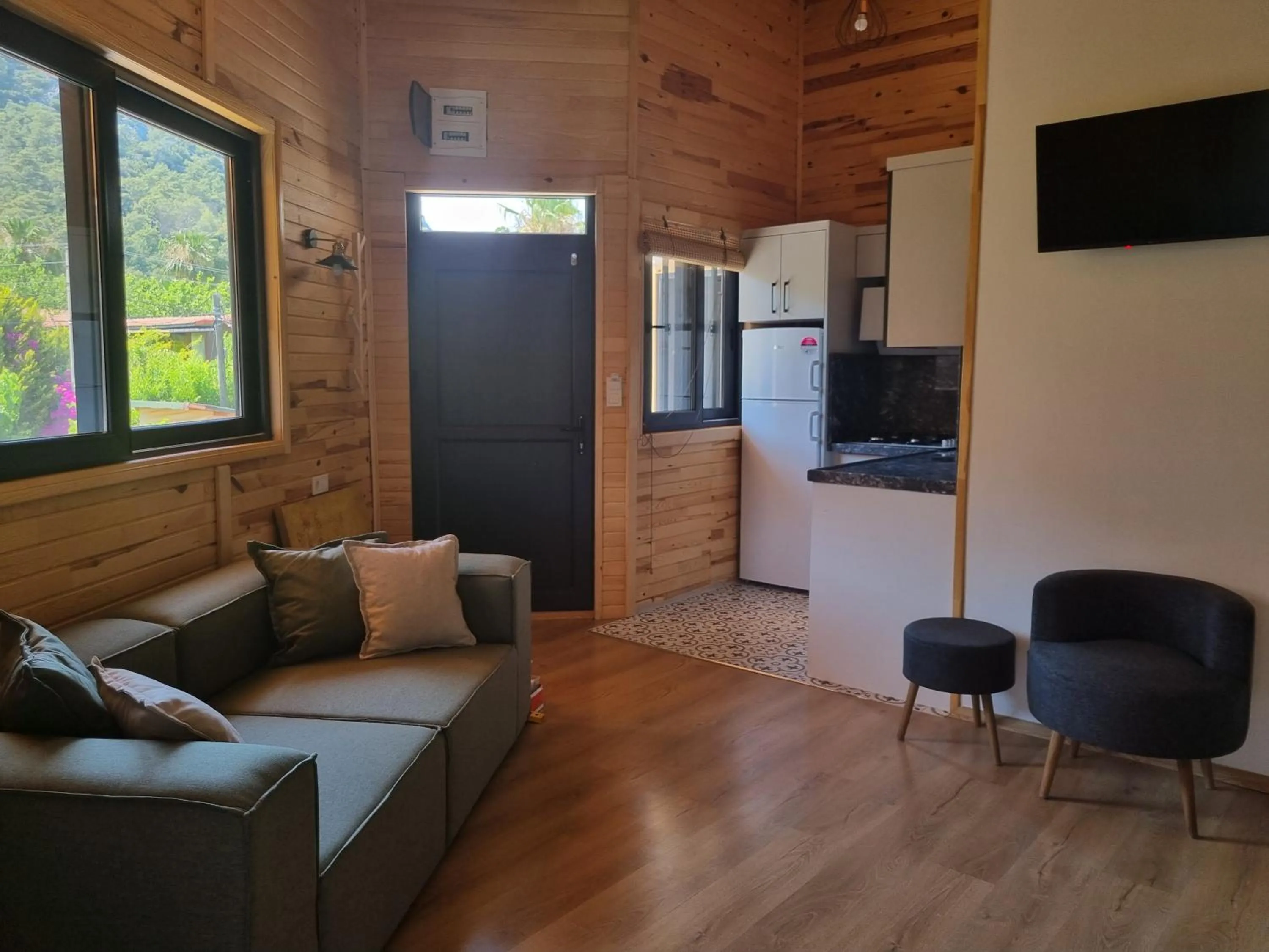 Kitchen or kitchenette in Sunset Boutique Hotel & Apartments