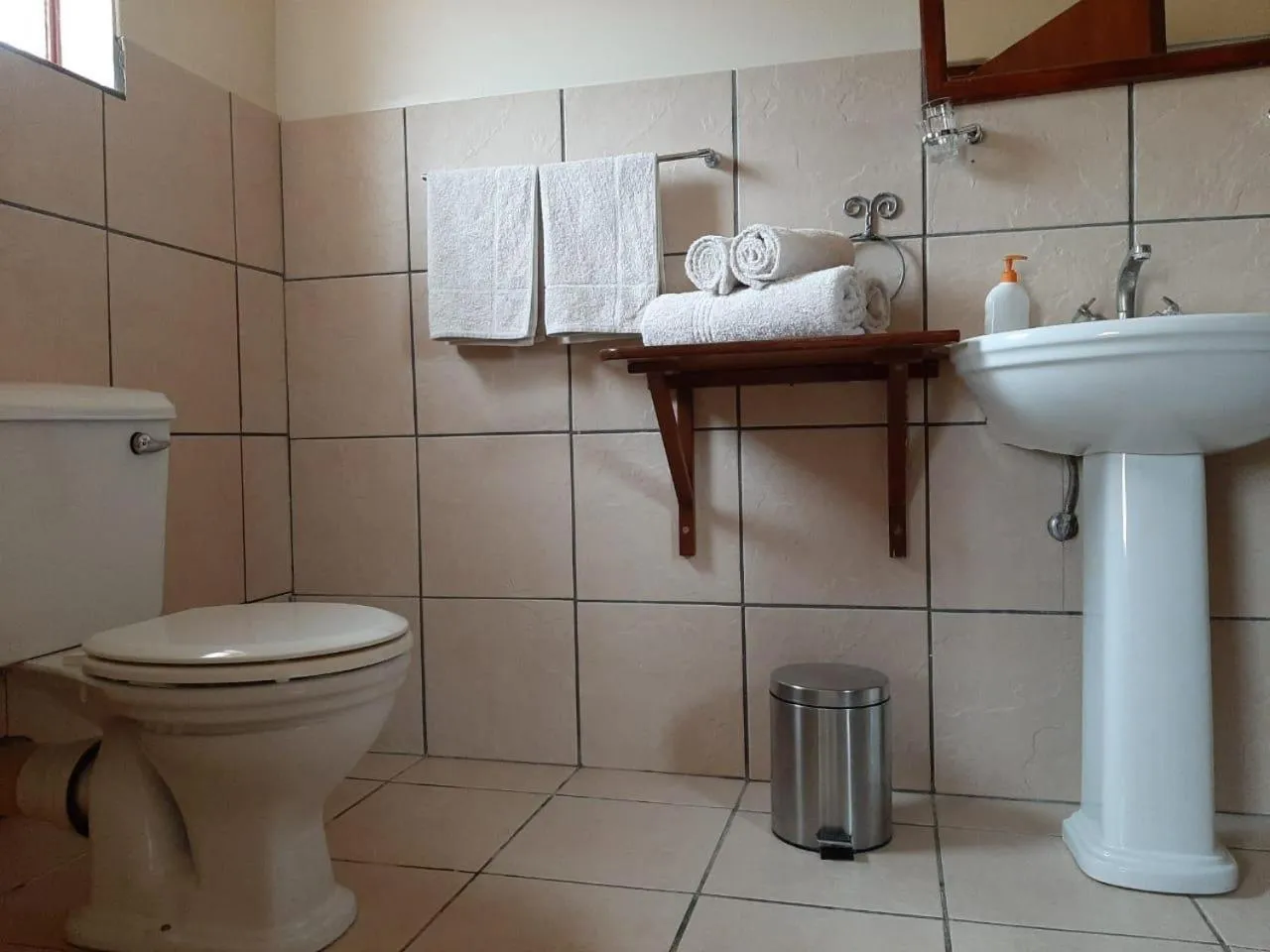 Toilet in Goibib Mountain Lodge