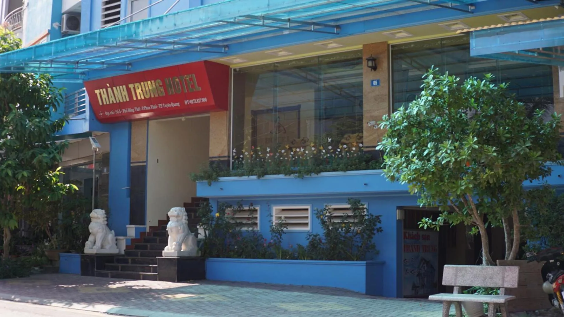 Property building in Thành Trung Hotel