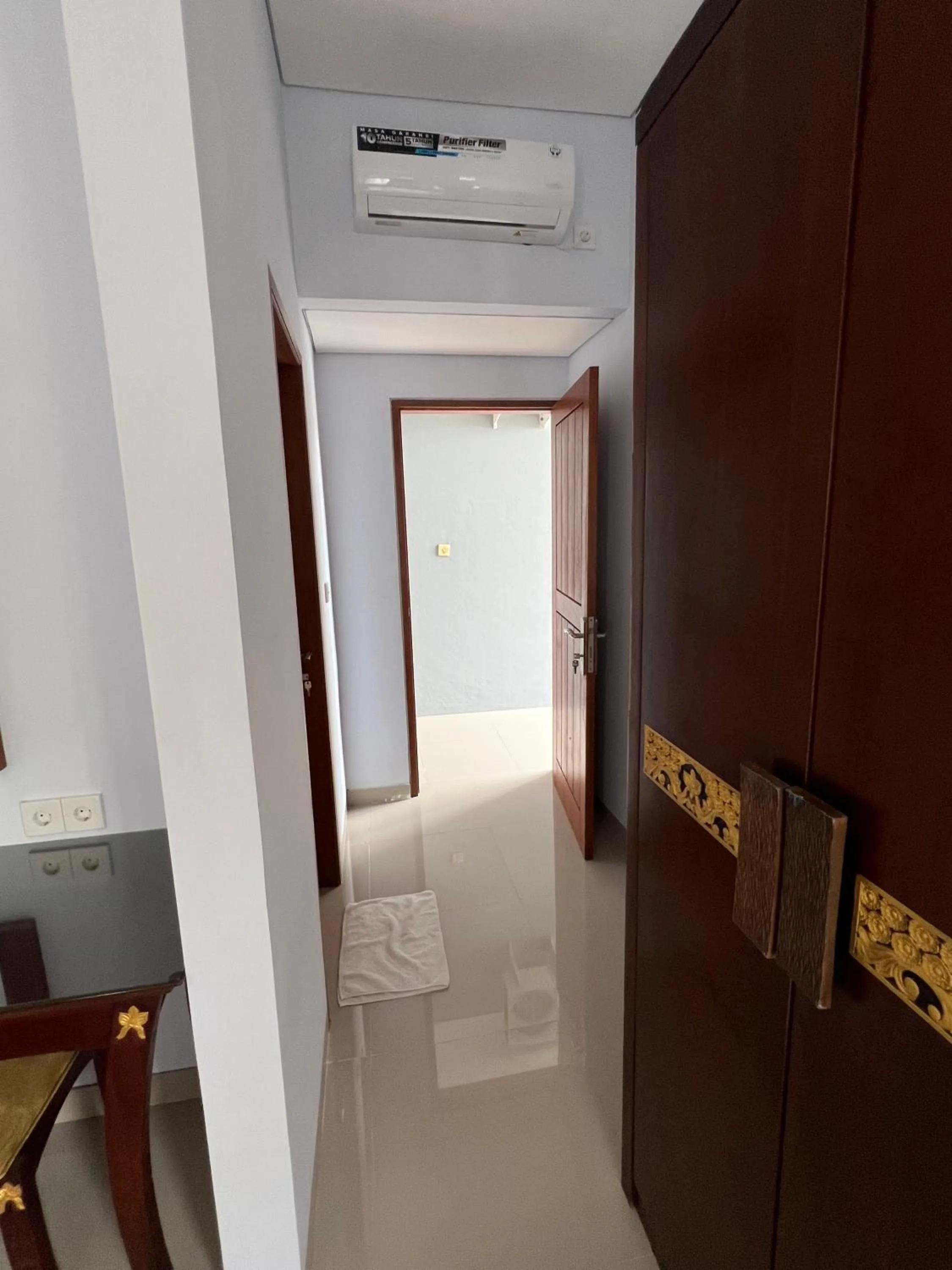 Property building in Mandhasativa Homestay