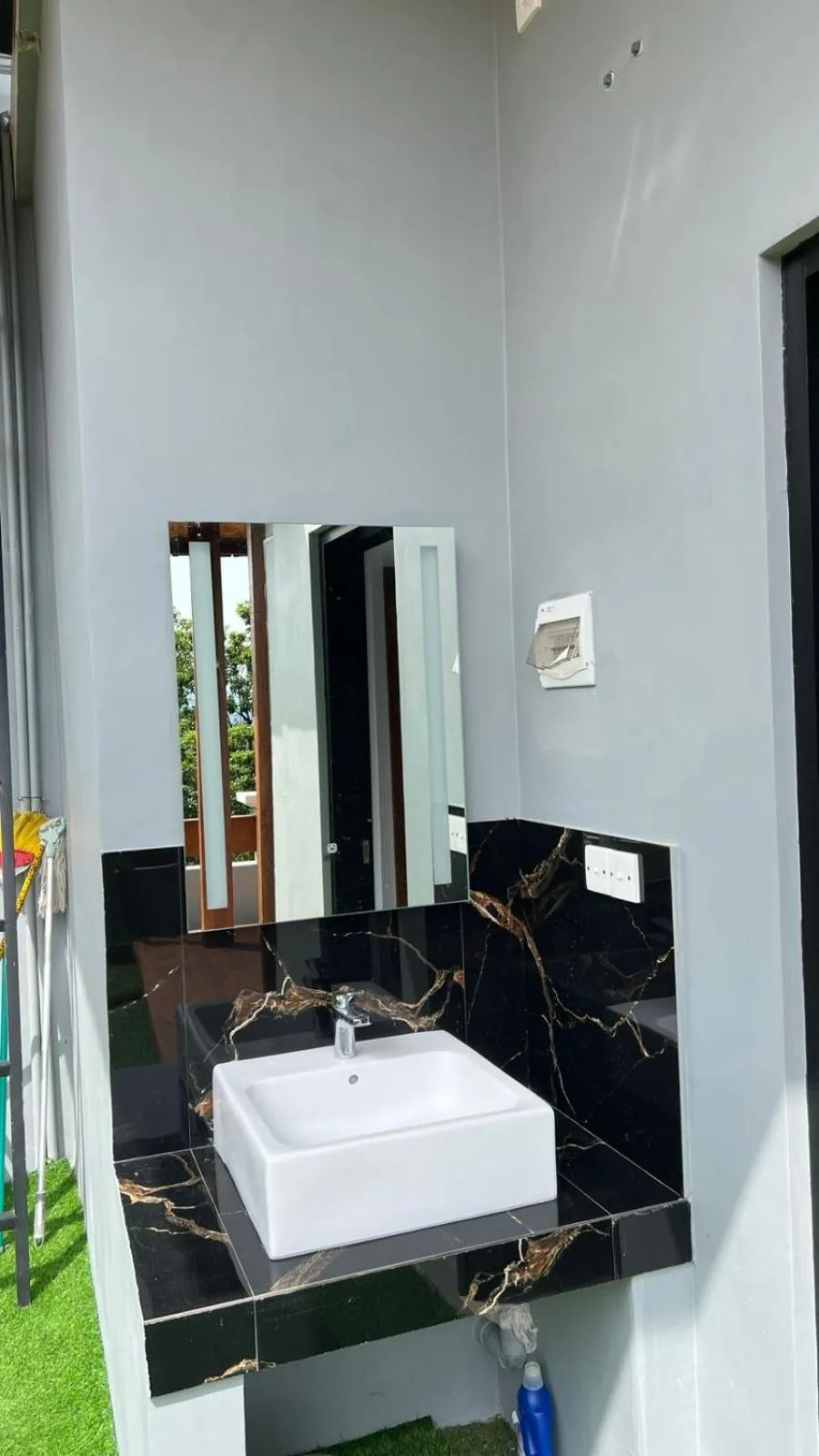 Property building in Mandhasativa Homestay