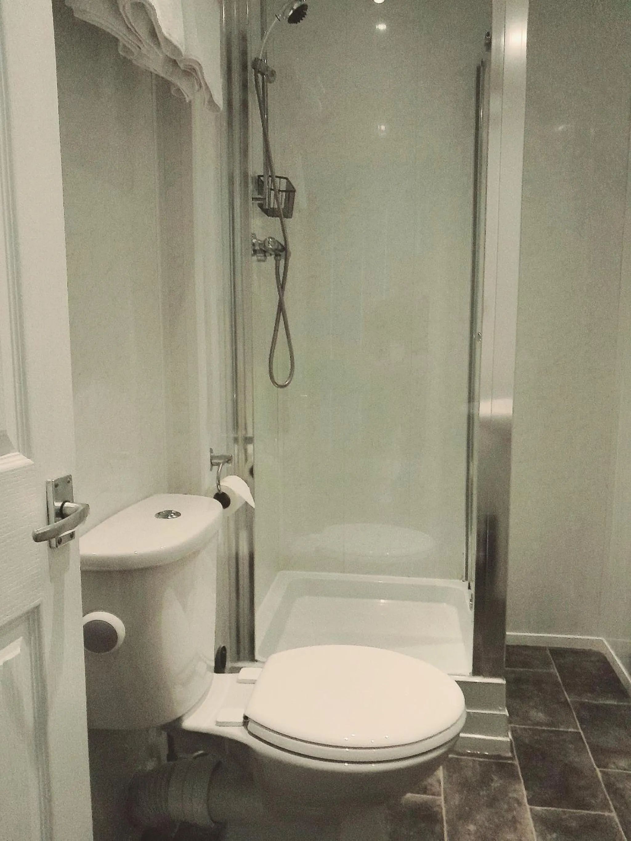 Bathroom in The Clovelly