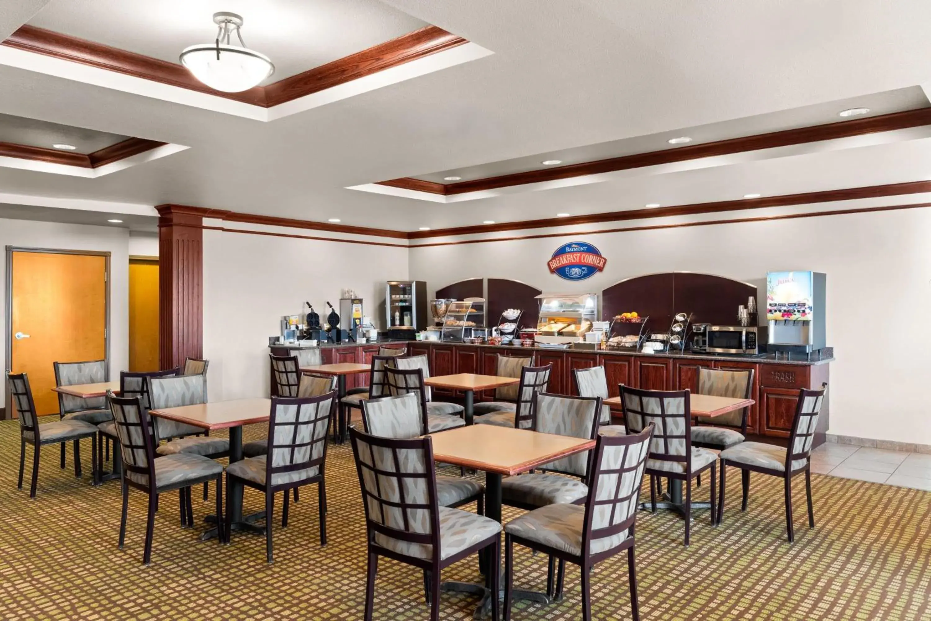 Breakfast in Baymont Inn & Suites by Wyndham Sturgis Breakfast in Baymont Inn & Suites by Wyndham Sturgis