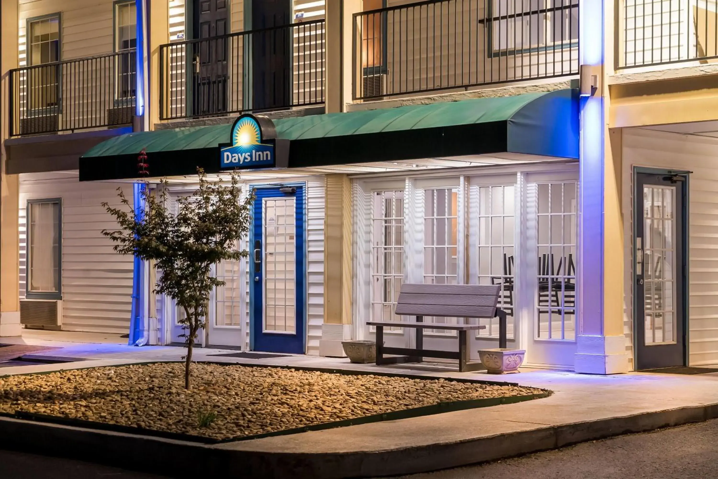 Property building in Days Inn by Wyndham Simpsonville Property building in Days Inn by Wyndham Simpsonville