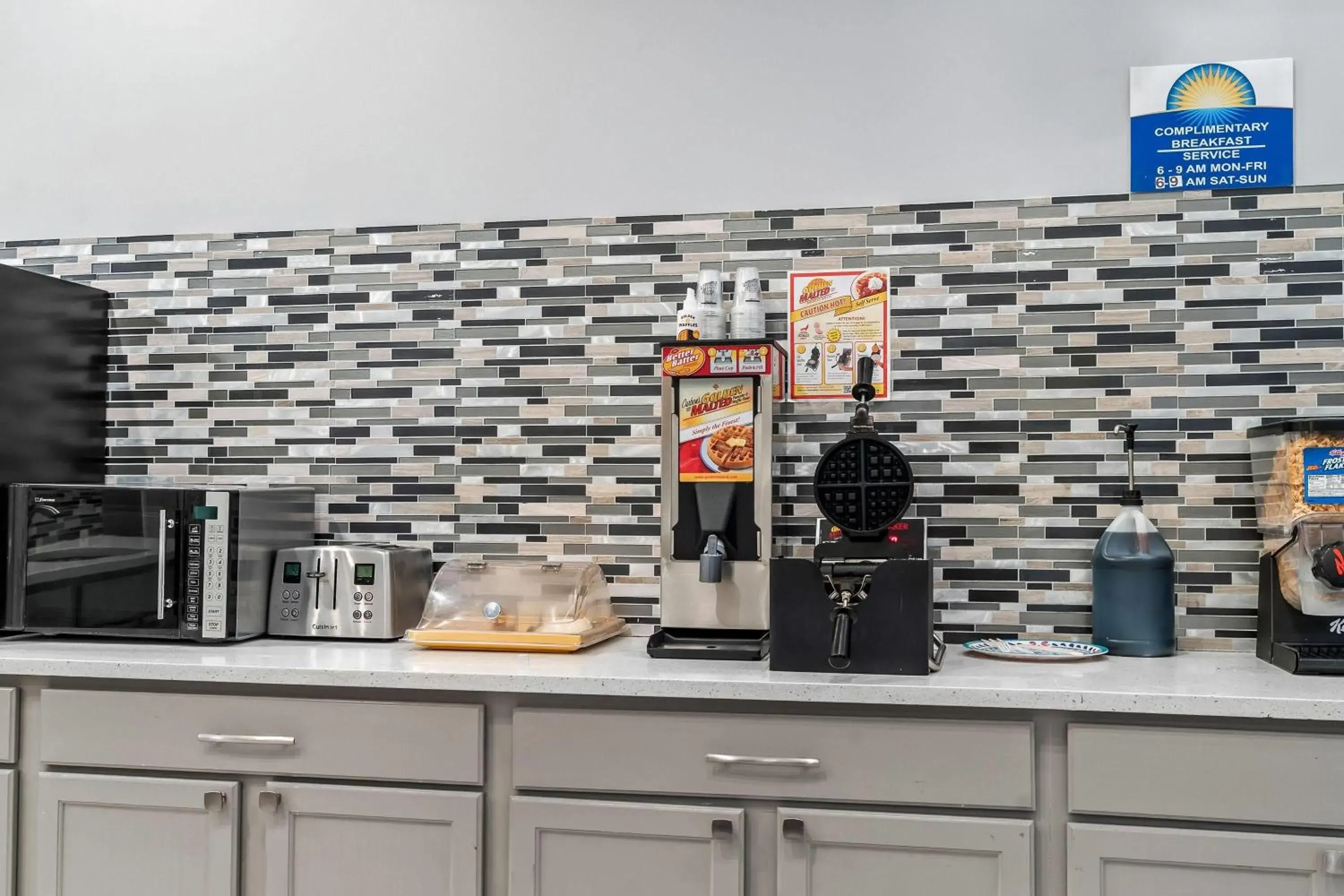 Restaurant/places to eat in Days Inn by Wyndham Simpsonville Restaurant/places to eat in Days Inn by Wyndham Simpsonville