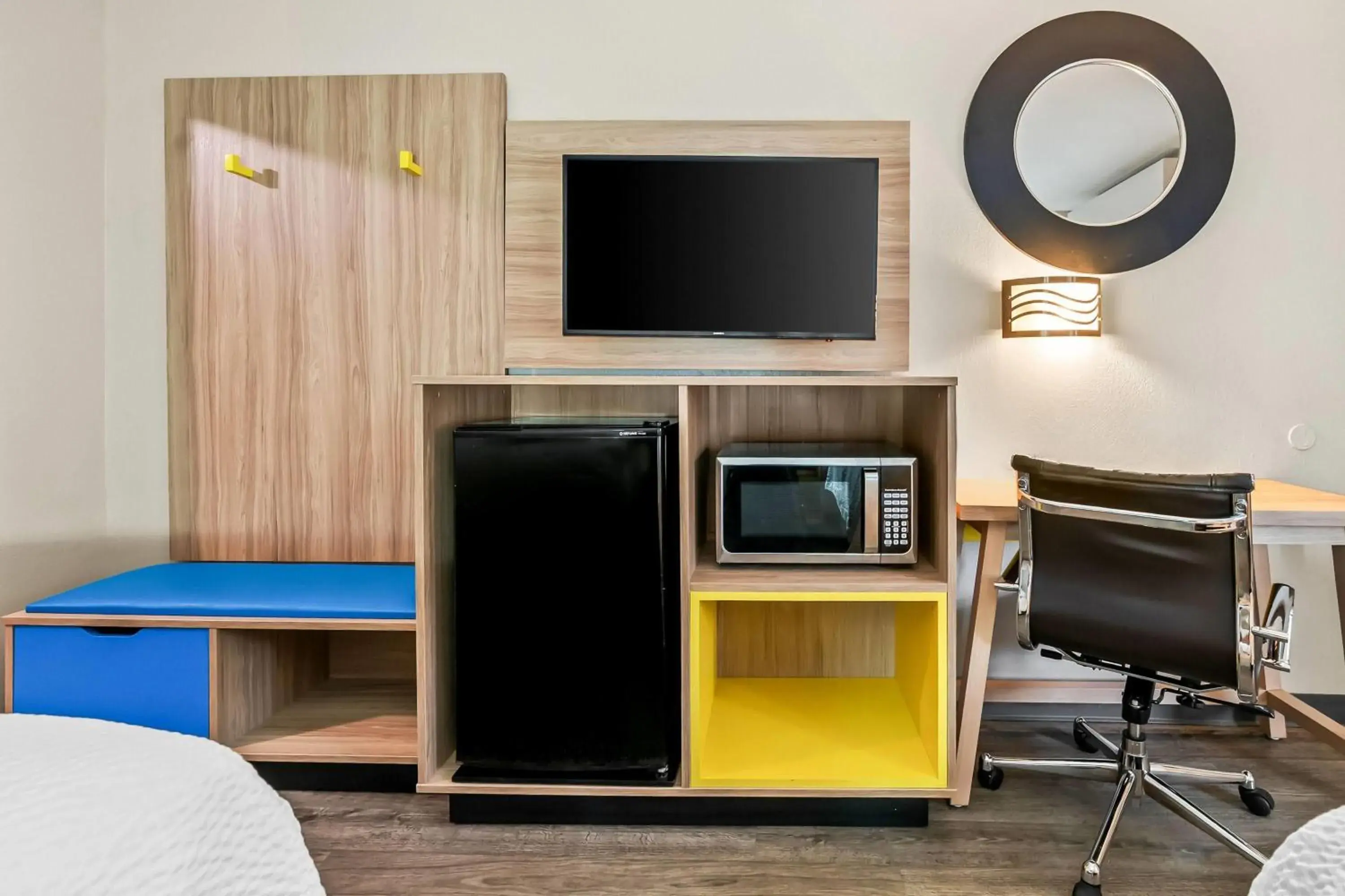 Bed in Days Inn by Wyndham Simpsonville Bed in Days Inn by Wyndham Simpsonville