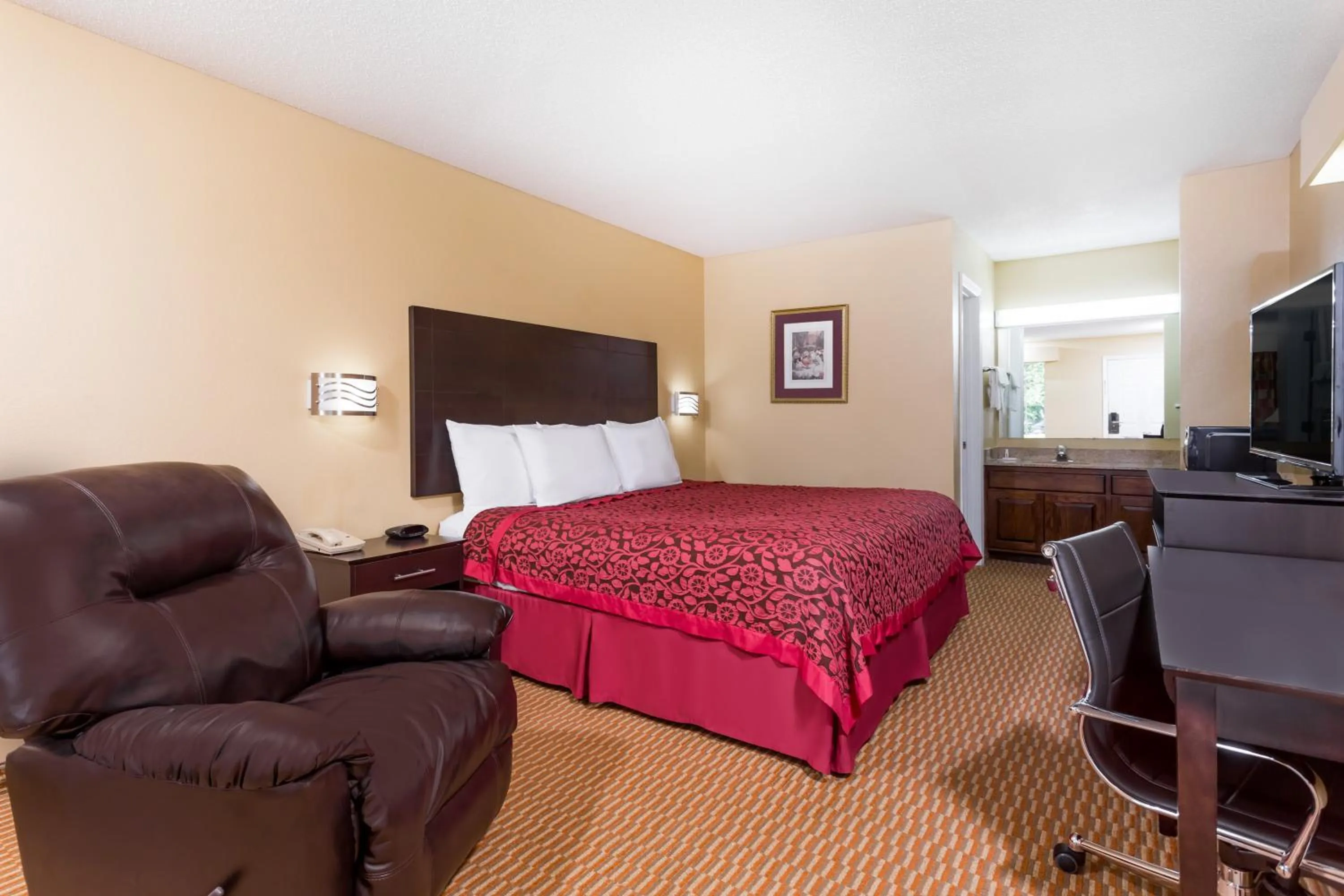 Bedroom, Bed in Days Inn by Wyndham Simpsonville