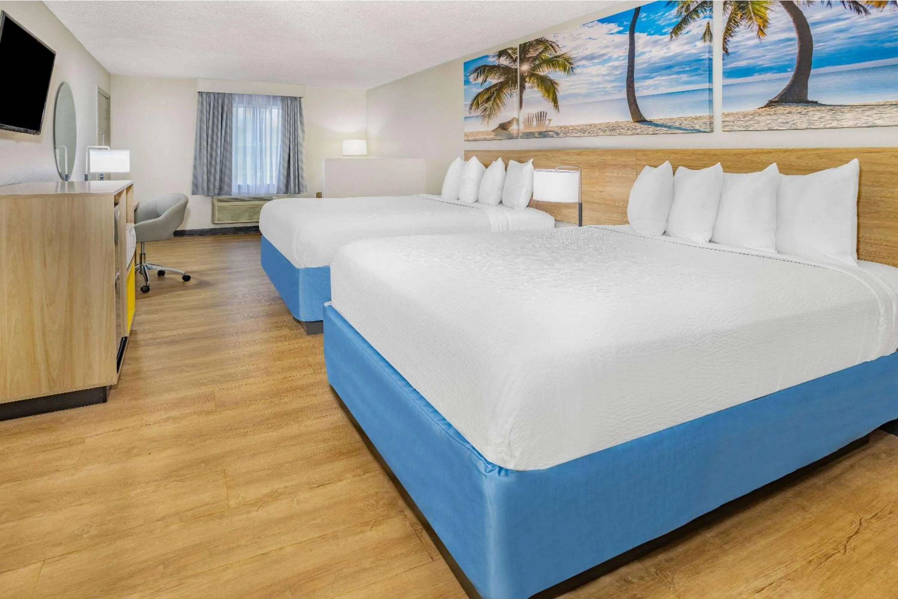 Bed in Days Inn by Wyndham Barnwell