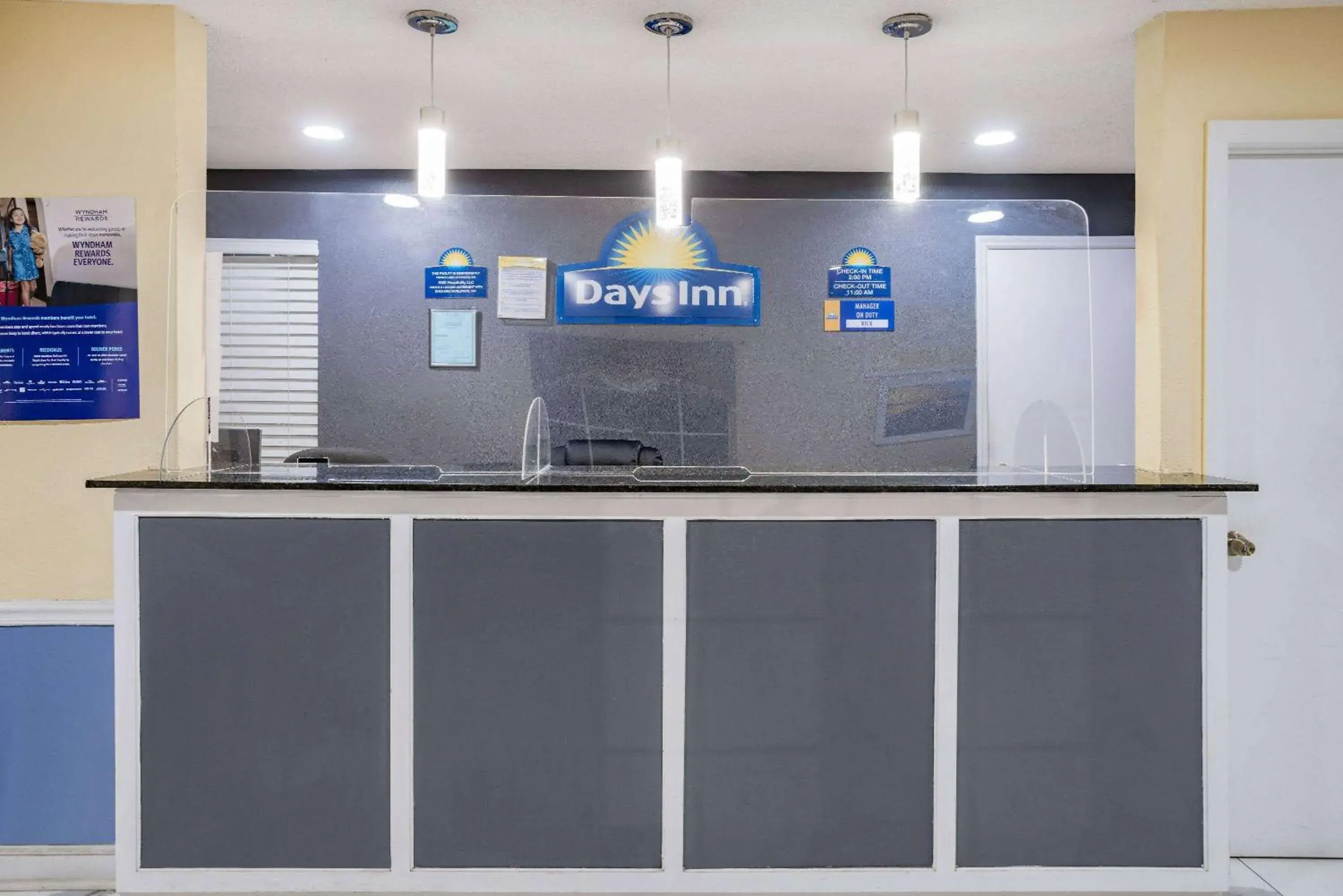Lobby or reception in Days Inn by Wyndham Barnwell Lobby or reception in Days Inn by Wyndham Barnwell