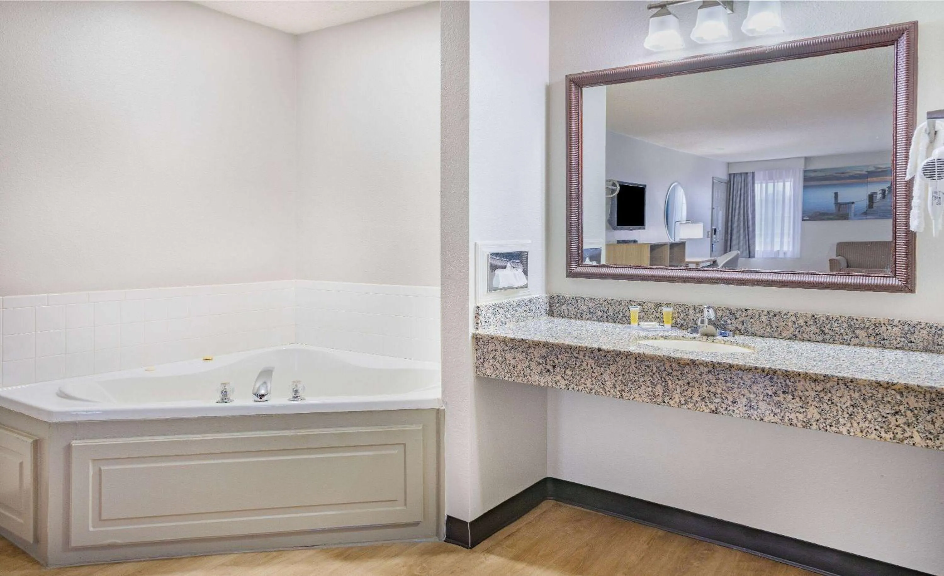 Hot Tub in Days Inn by Wyndham Barnwell