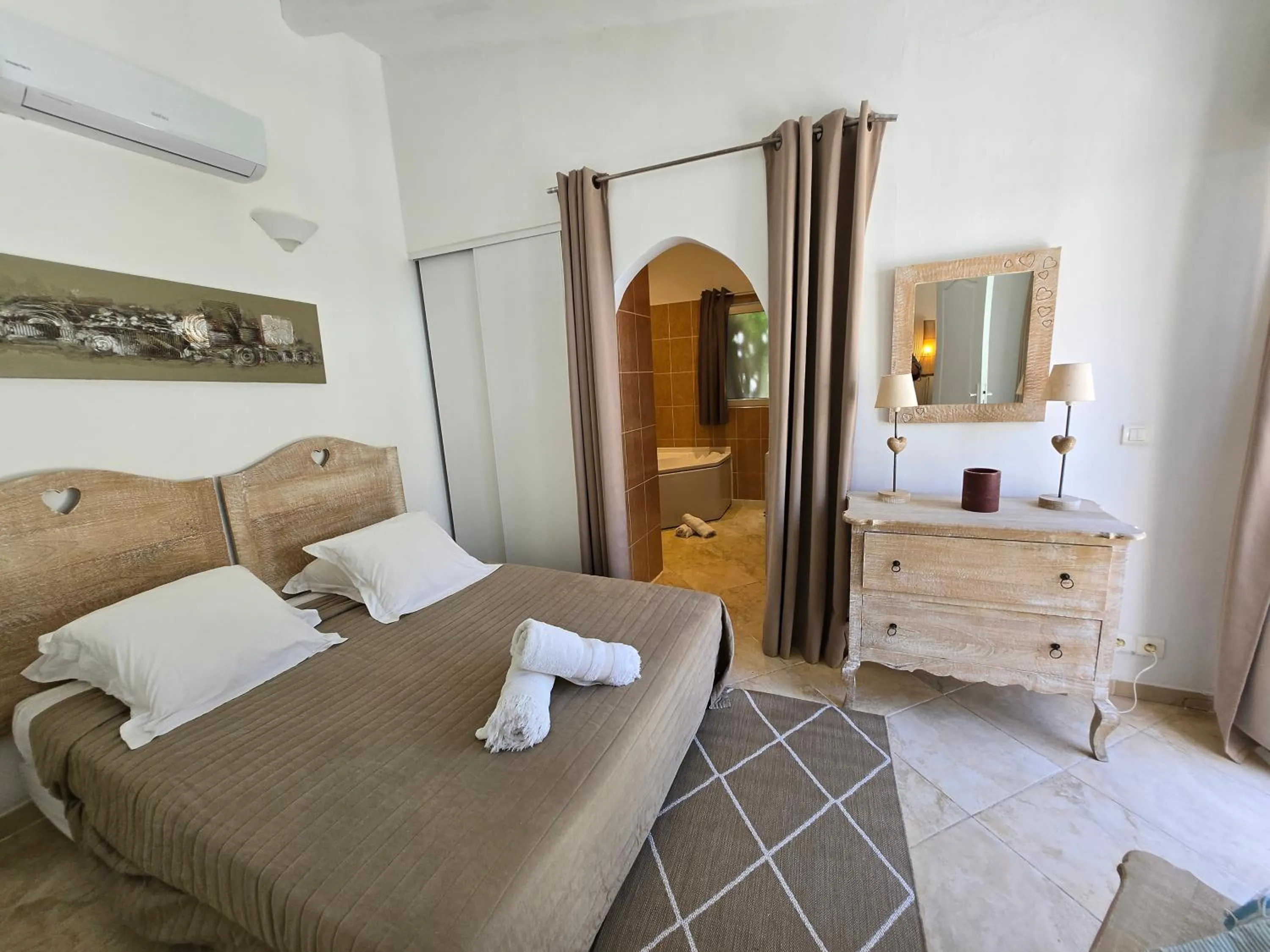 Bathroom in Villa Petra Bianca Suites & Chambres