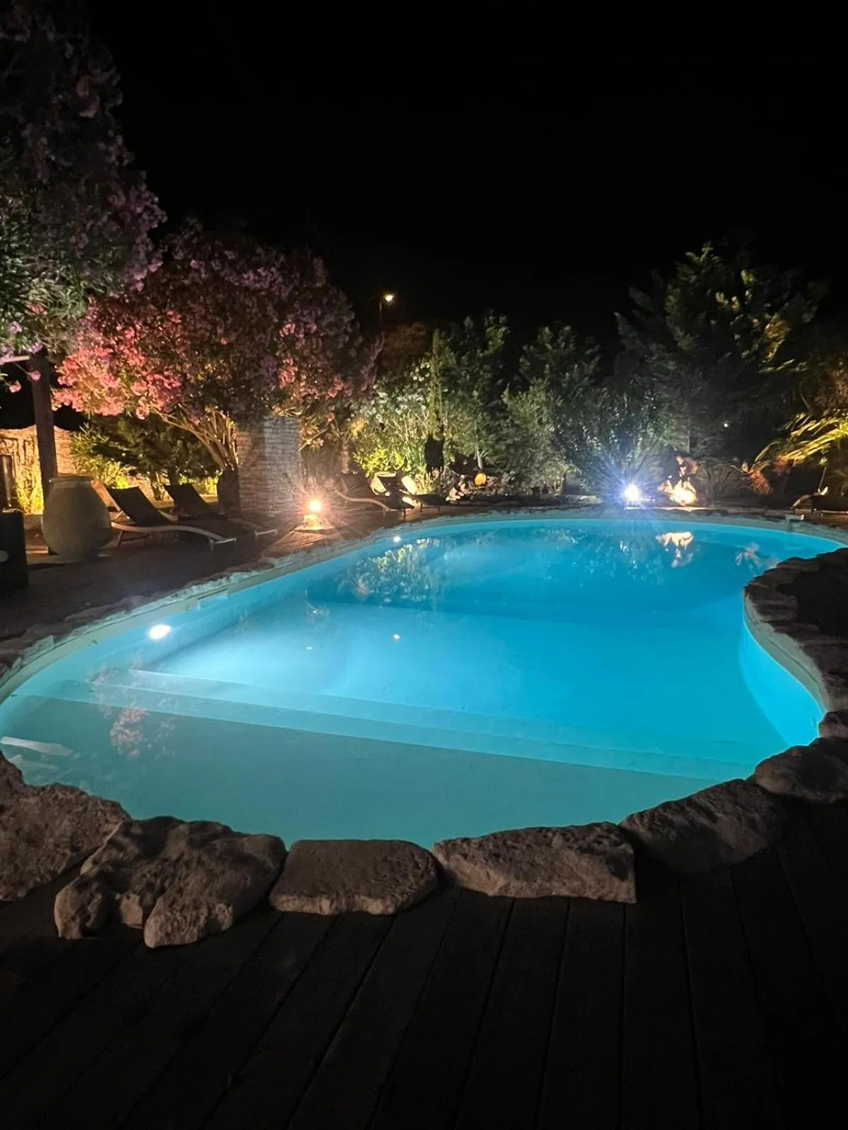 Swimming pool in Villa Petra Bianca Suites & Chambres