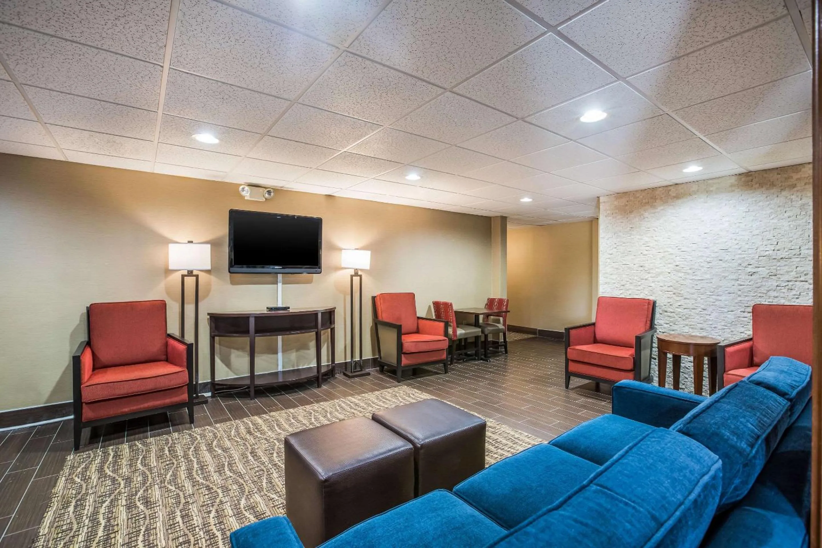 Lobby or reception in Comfort Inn & Suites Fairborn near Wright Patterson AFB