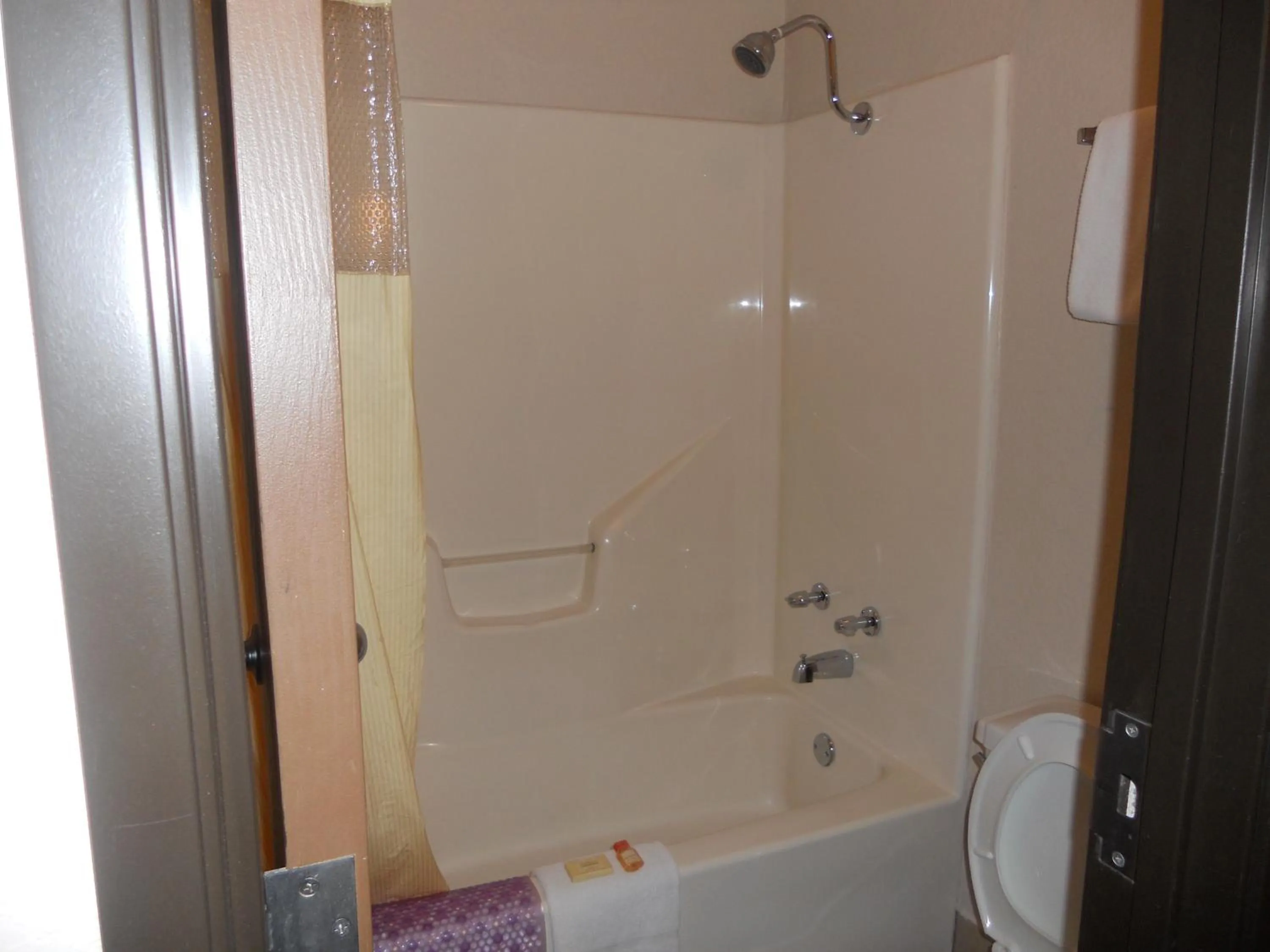 Bathroom in Days Inn by Wyndham Tucumcari
