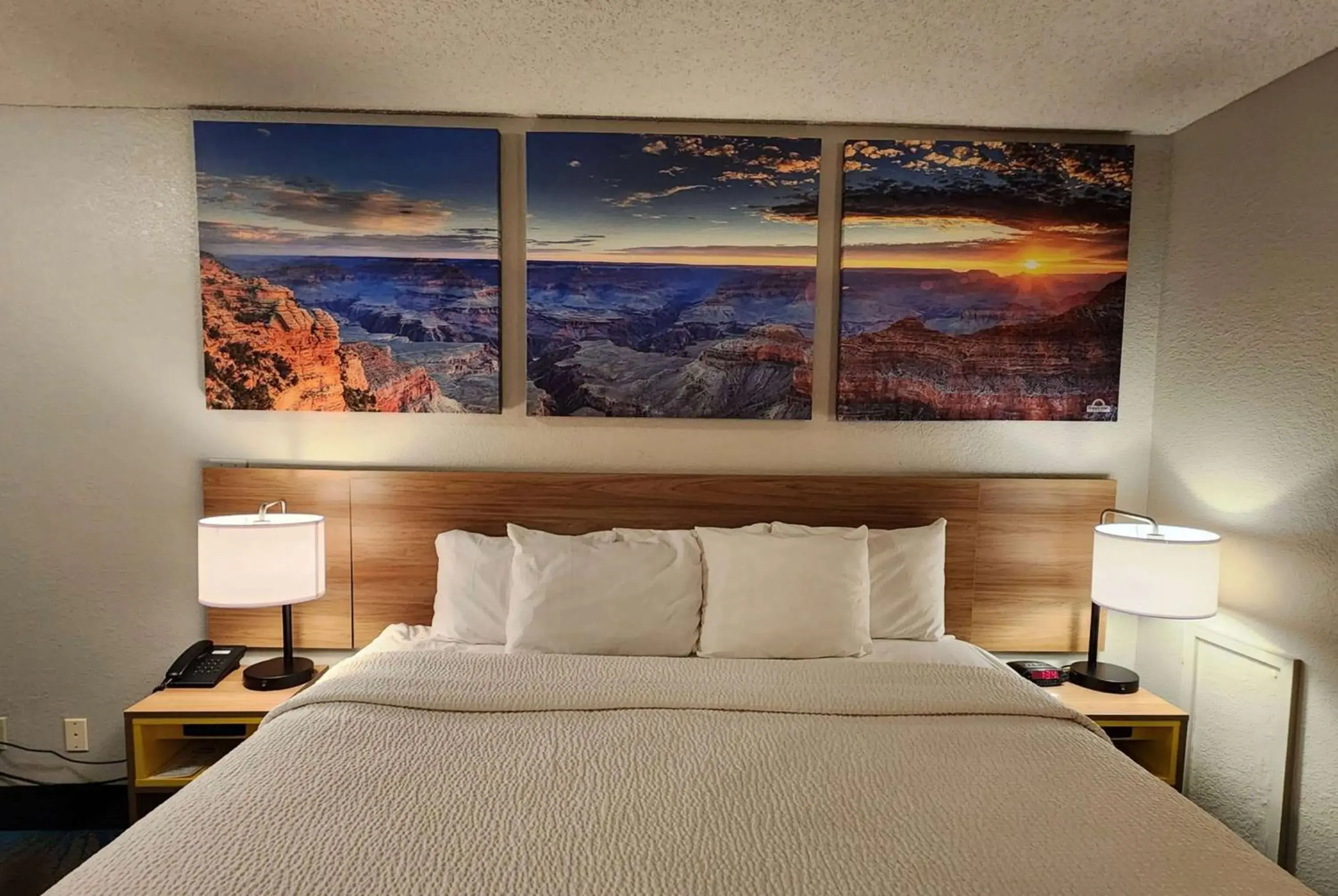 Photo of the whole room, Bed in Days Inn by Wyndham Tucumcari Photo of the whole room, Bed in Days Inn by Wyndham Tucumcari