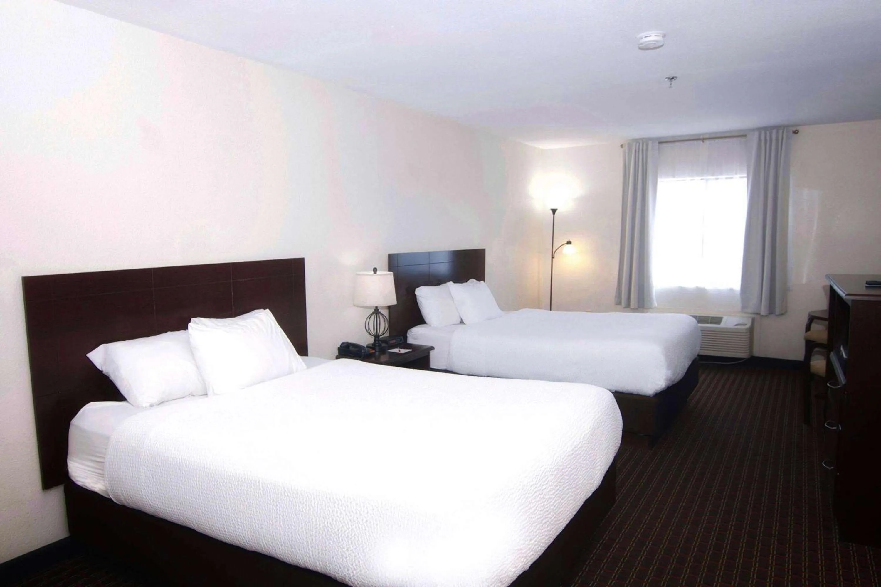 Photo of the whole room, Bed in Ramada by Wyndham Tell City