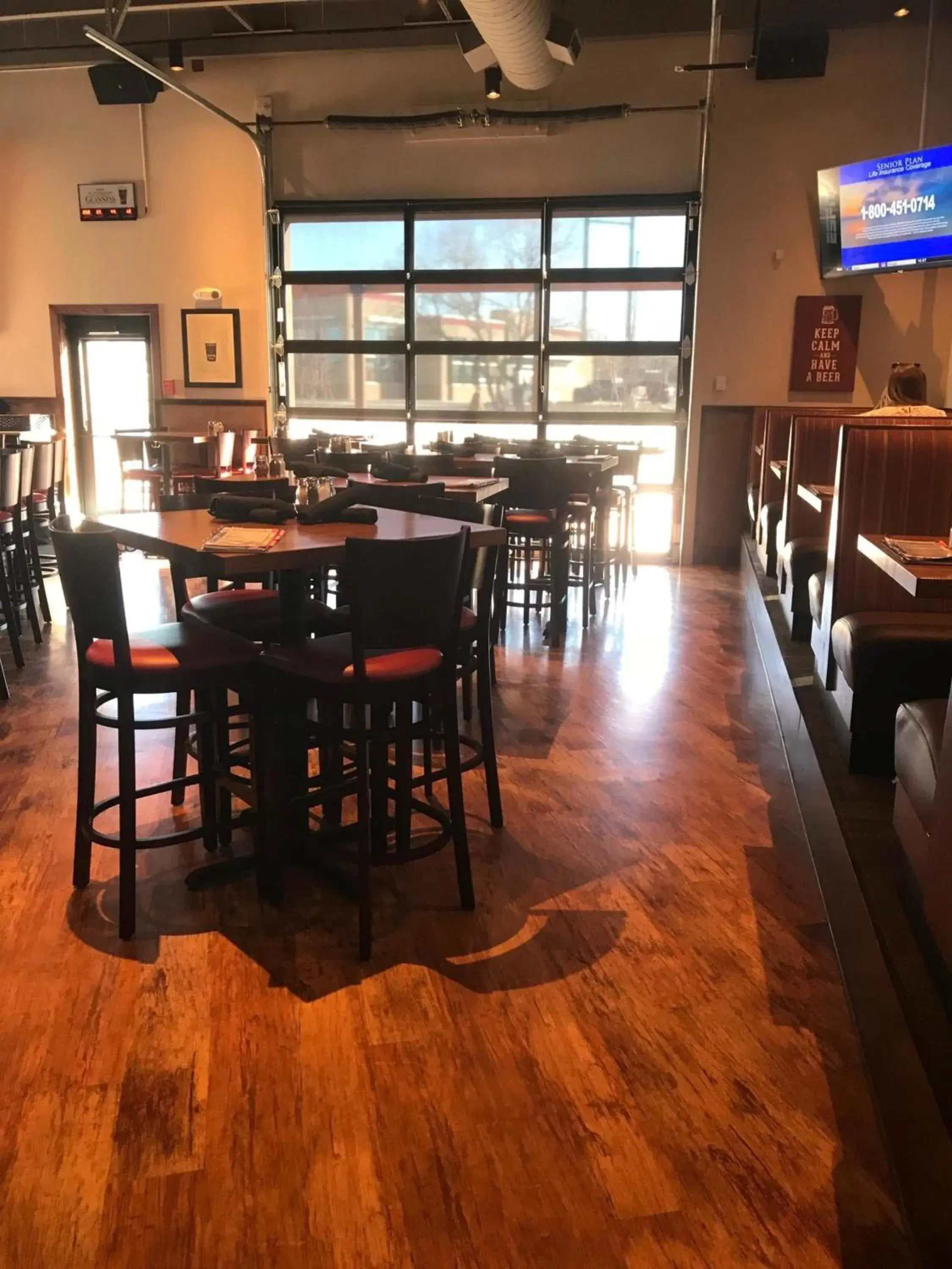 Lounge or bar in Holiday Inn Rock Springs by IHG Lounge or bar in Holiday Inn Rock Springs by IHG