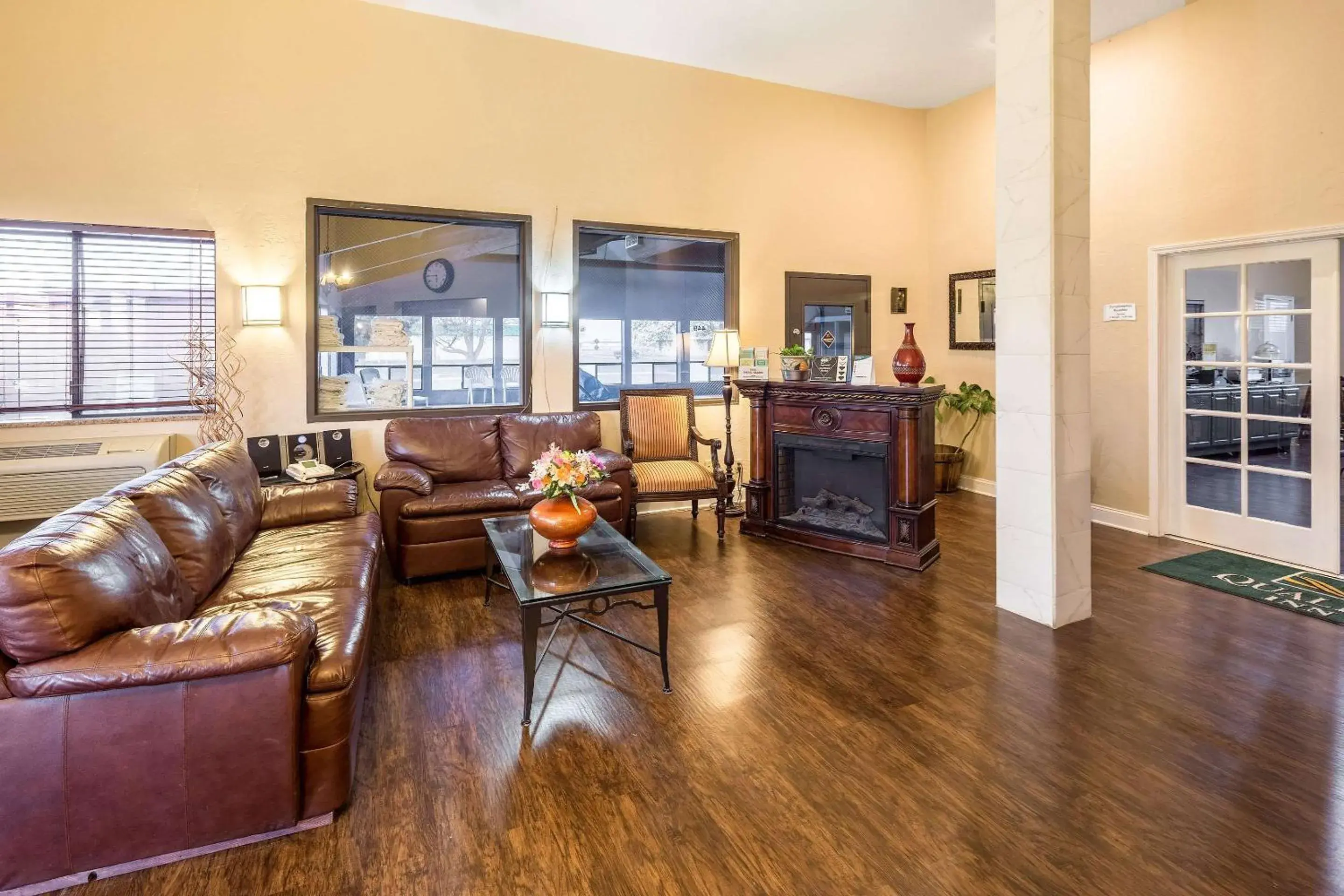 Lobby or reception in Quality Inn Lobby or reception in Quality Inn