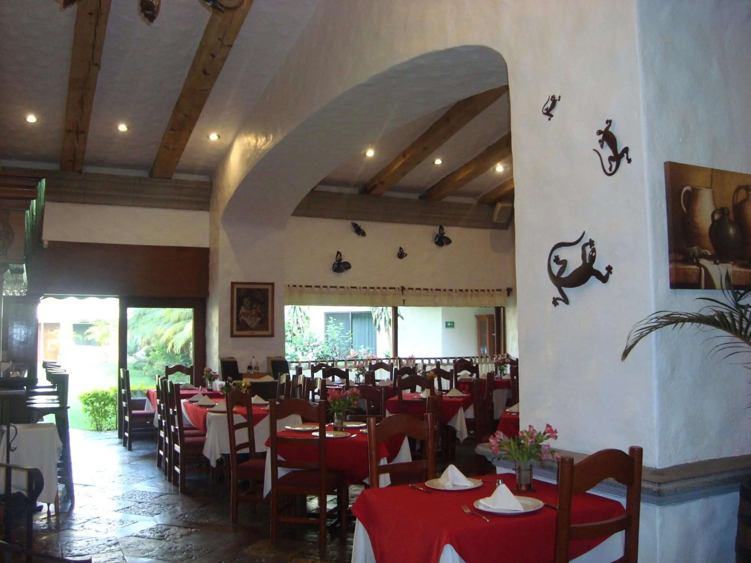 Restaurant/places to eat in Hotel Argento