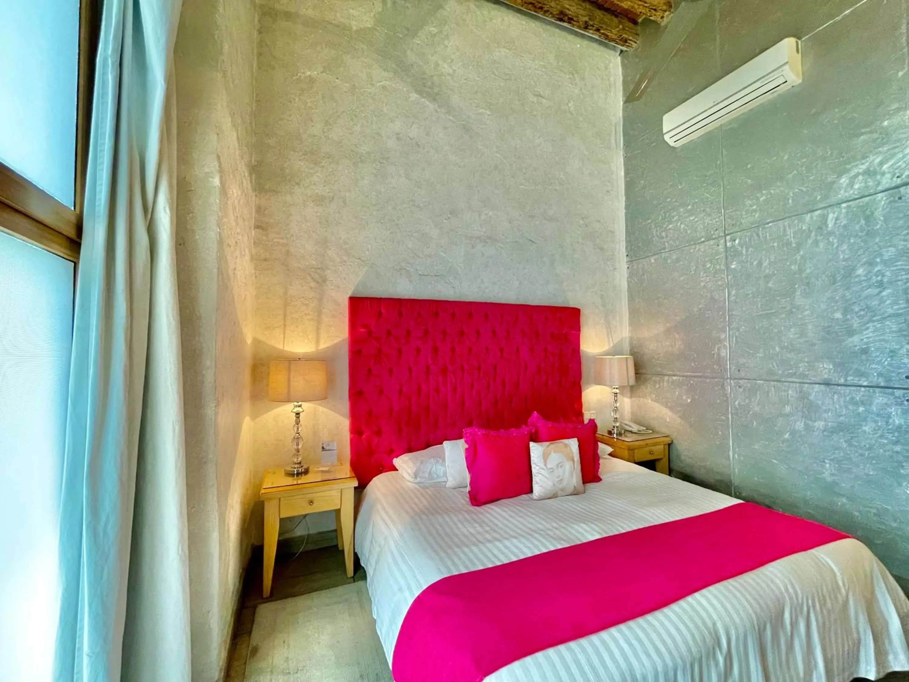 Bed in El Sueño Hotel & Spa