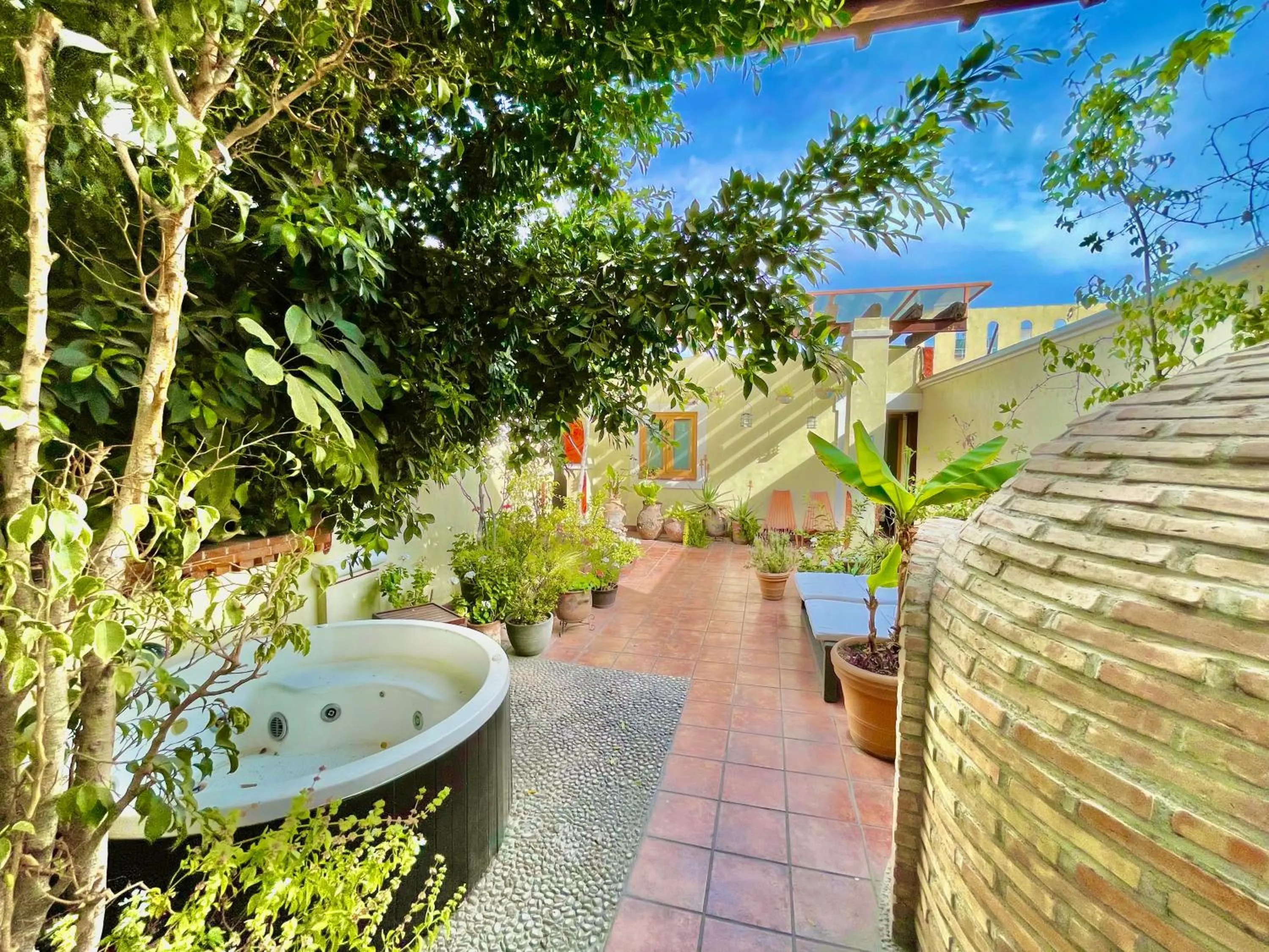 Hot Tub in El Sueño Hotel & Spa