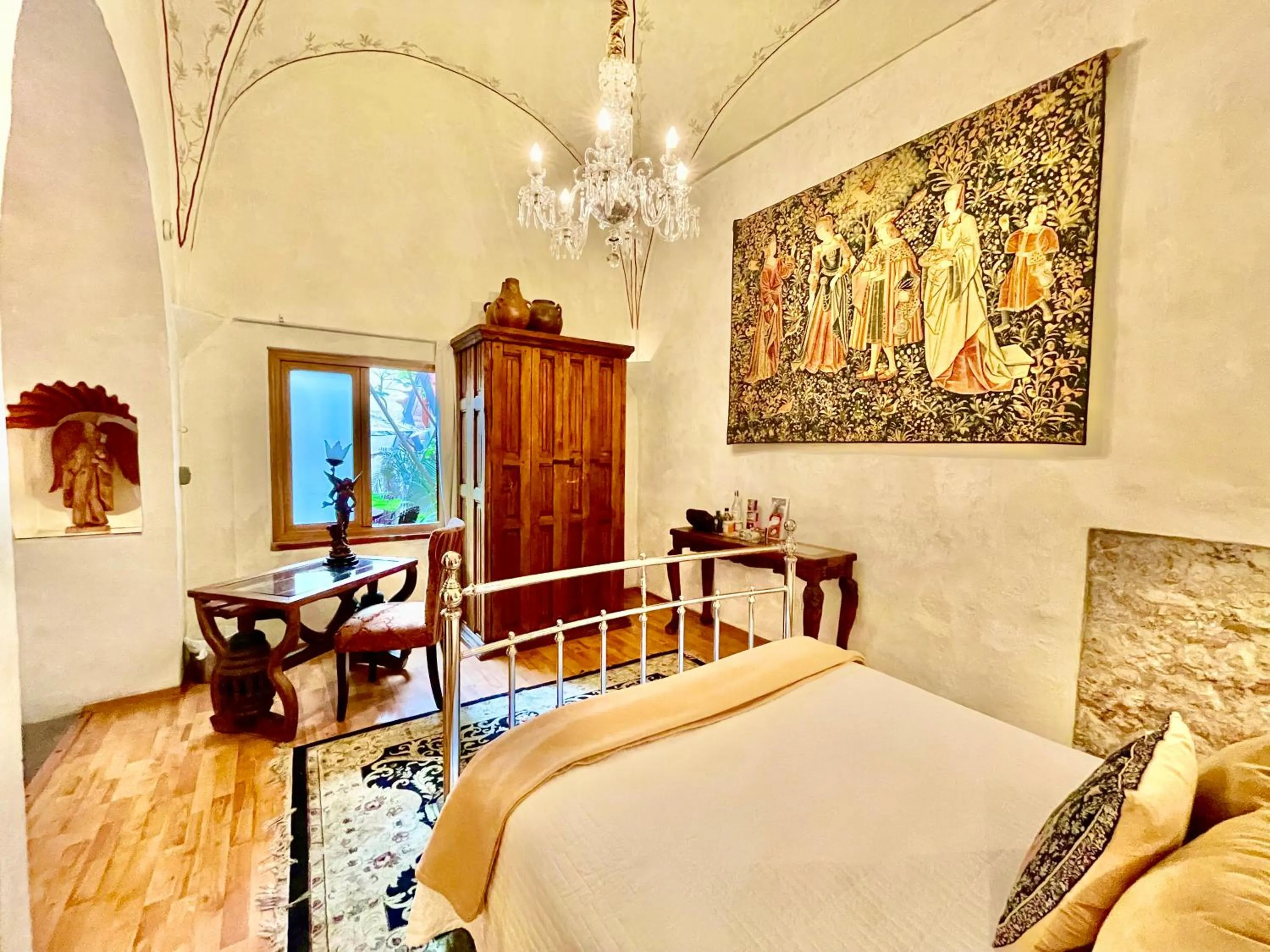 Bed in El Sueño Hotel & Spa