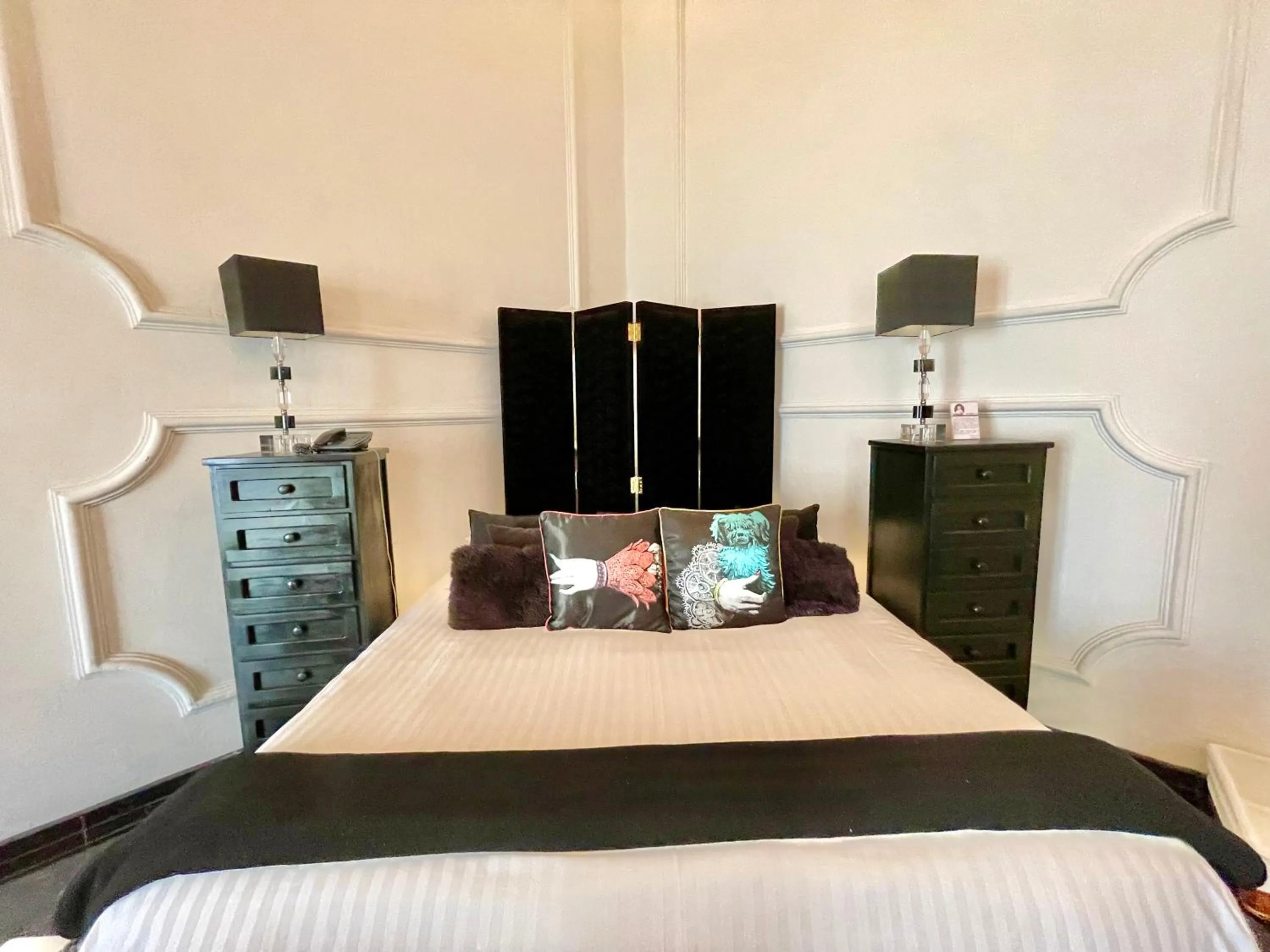 Bed in El Sueño Hotel & Spa