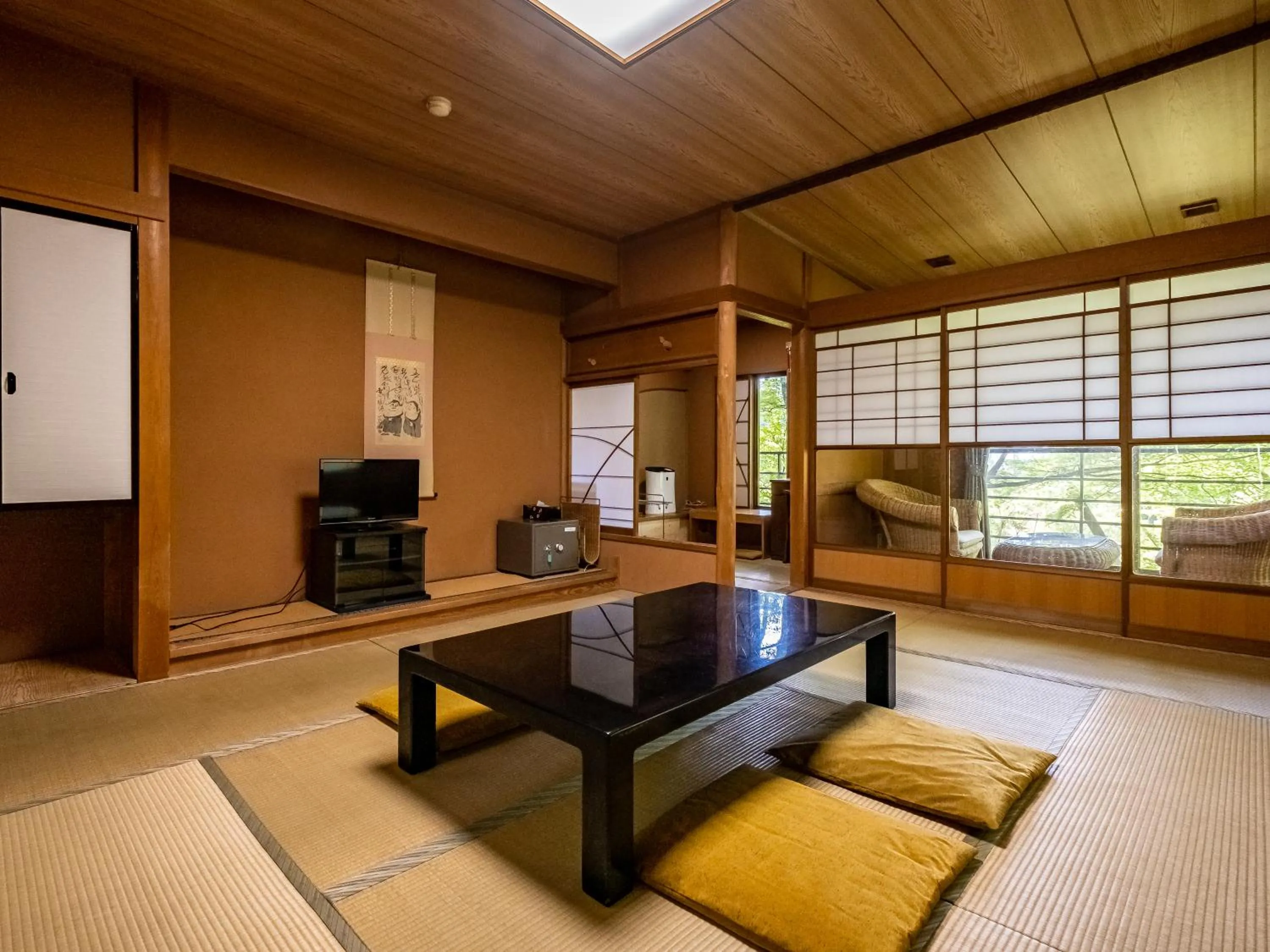Photo of the whole room in Hakone Onsen Sanso Nakamura
