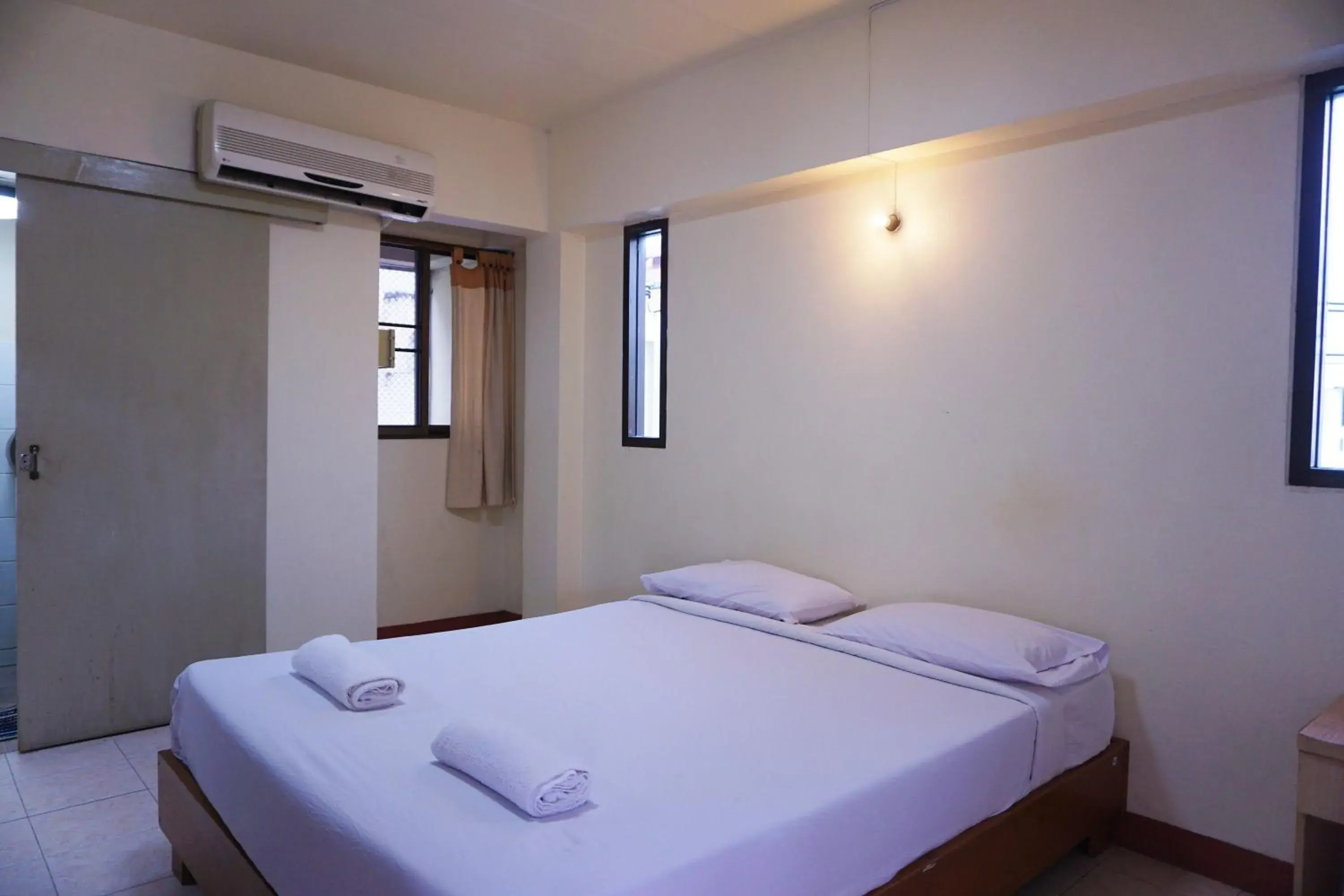 Photo of the whole room, Bed in Water Well Guest House Photo of the whole room, Bed in Water Well Guest House