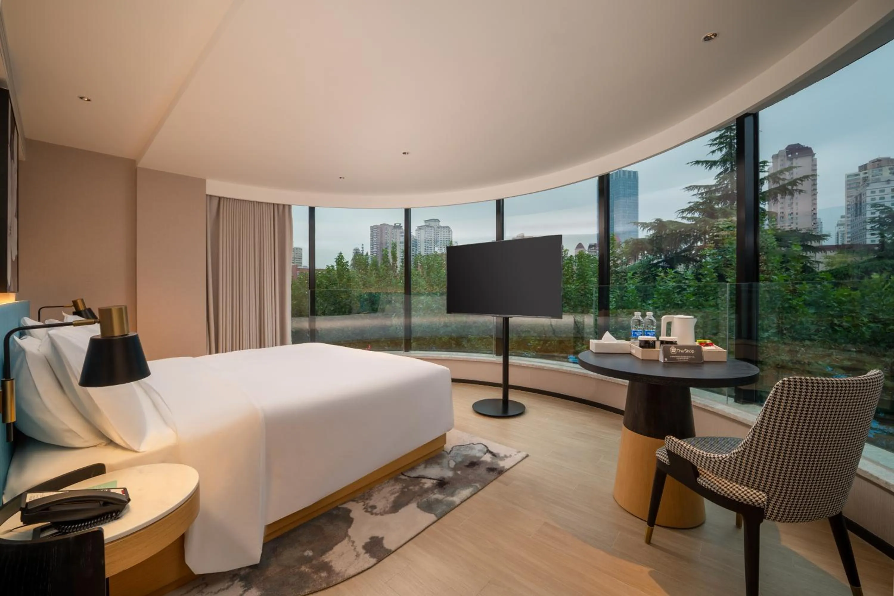 Bed in Hilton Garden Inn Shanghai Caoyang