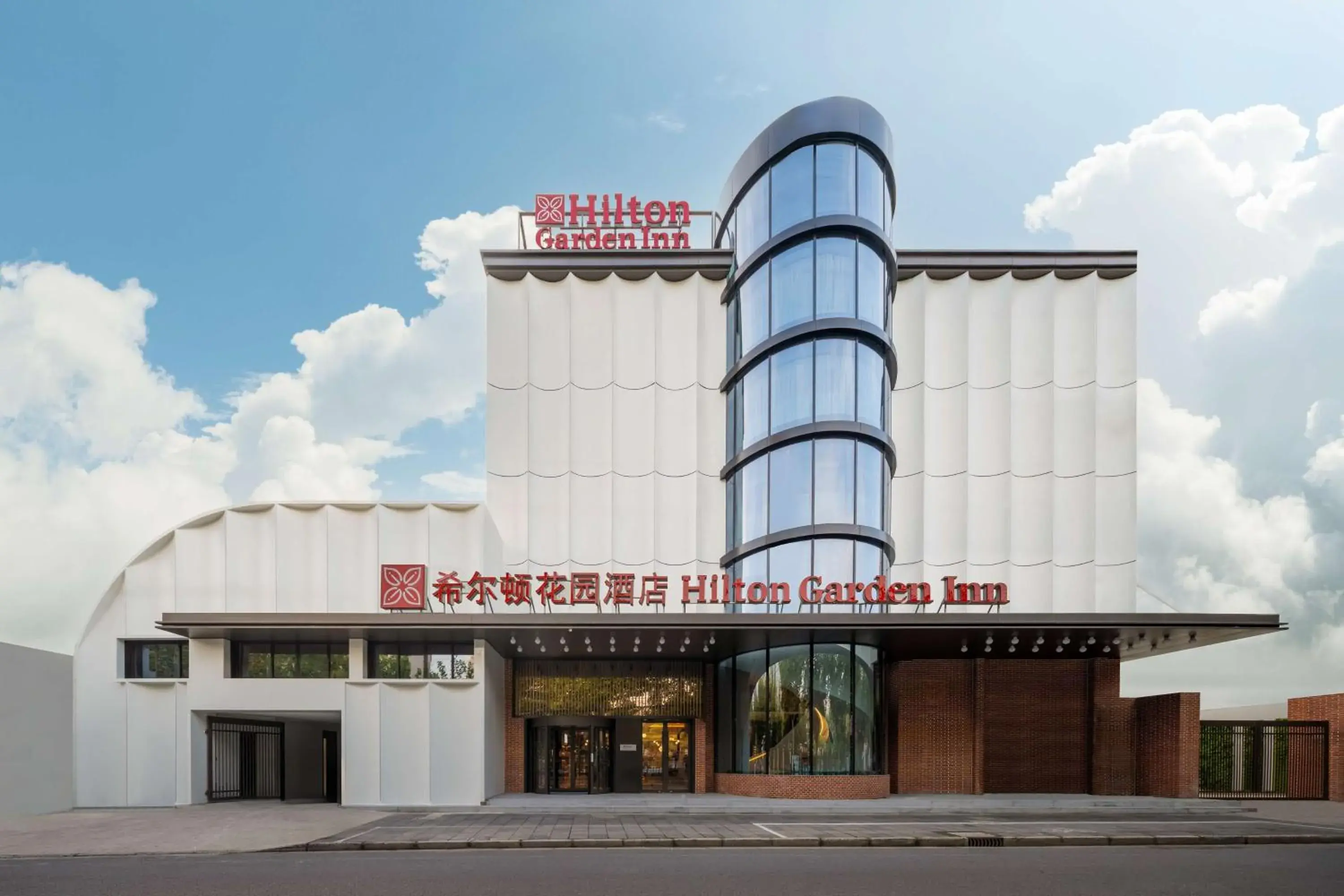 Property building in Hilton Garden Inn Shanghai Caoyang Property building in Hilton Garden Inn Shanghai Caoyang