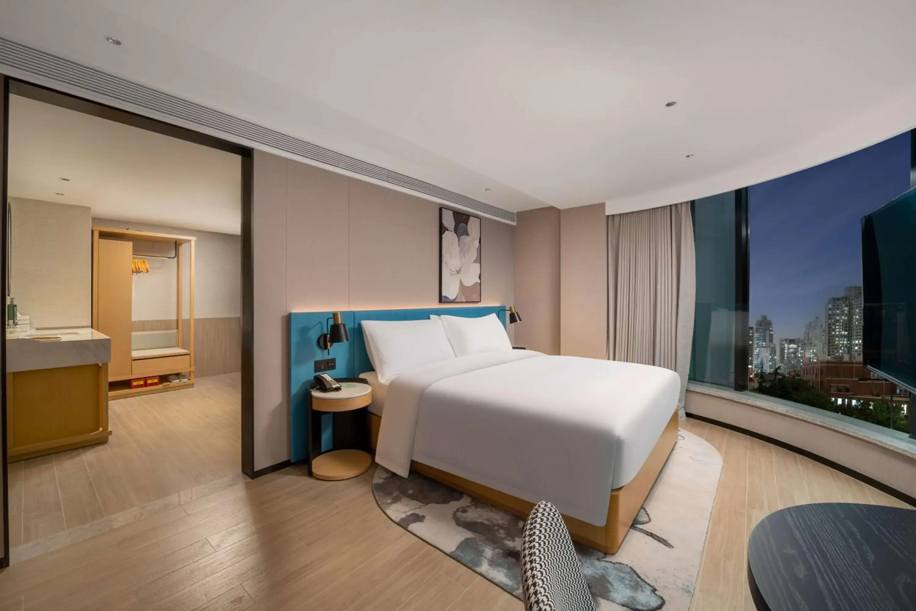 Deluxe King Room in Hilton Garden Inn Shanghai Caoyang Deluxe King Room in Hilton Garden Inn Shanghai Caoyang