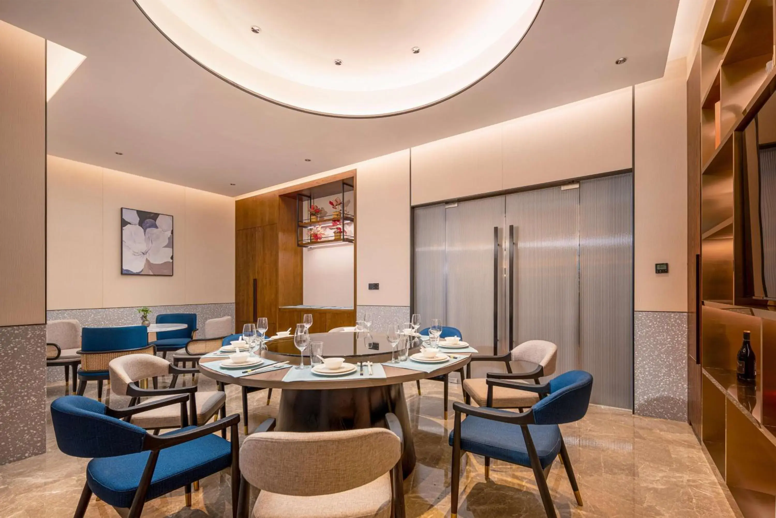 Restaurant/places to eat in Hilton Garden Inn Shanghai Caoyang Restaurant/places to eat in Hilton Garden Inn Shanghai Caoyang