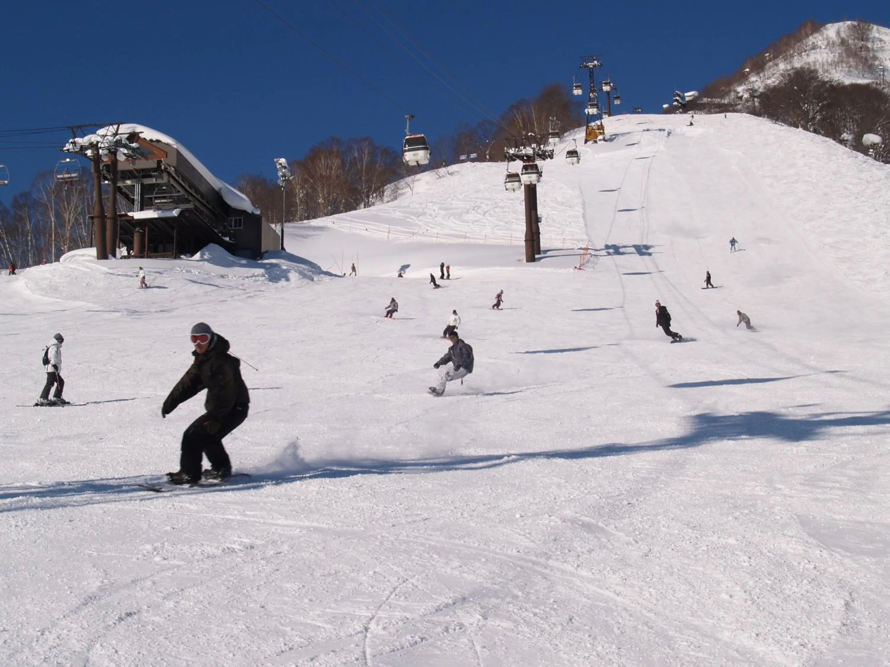Skiing in Hotel Sunplaza Tsugaike