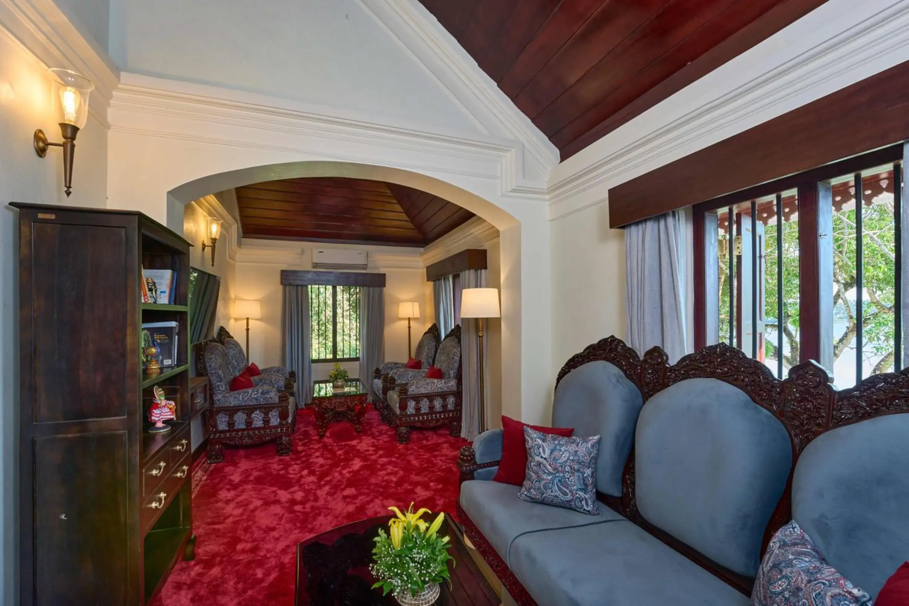 Living room in The Leela Ashtamudi, A Raviz Hotel Living room in The Leela Ashtamudi, A Raviz Hotel