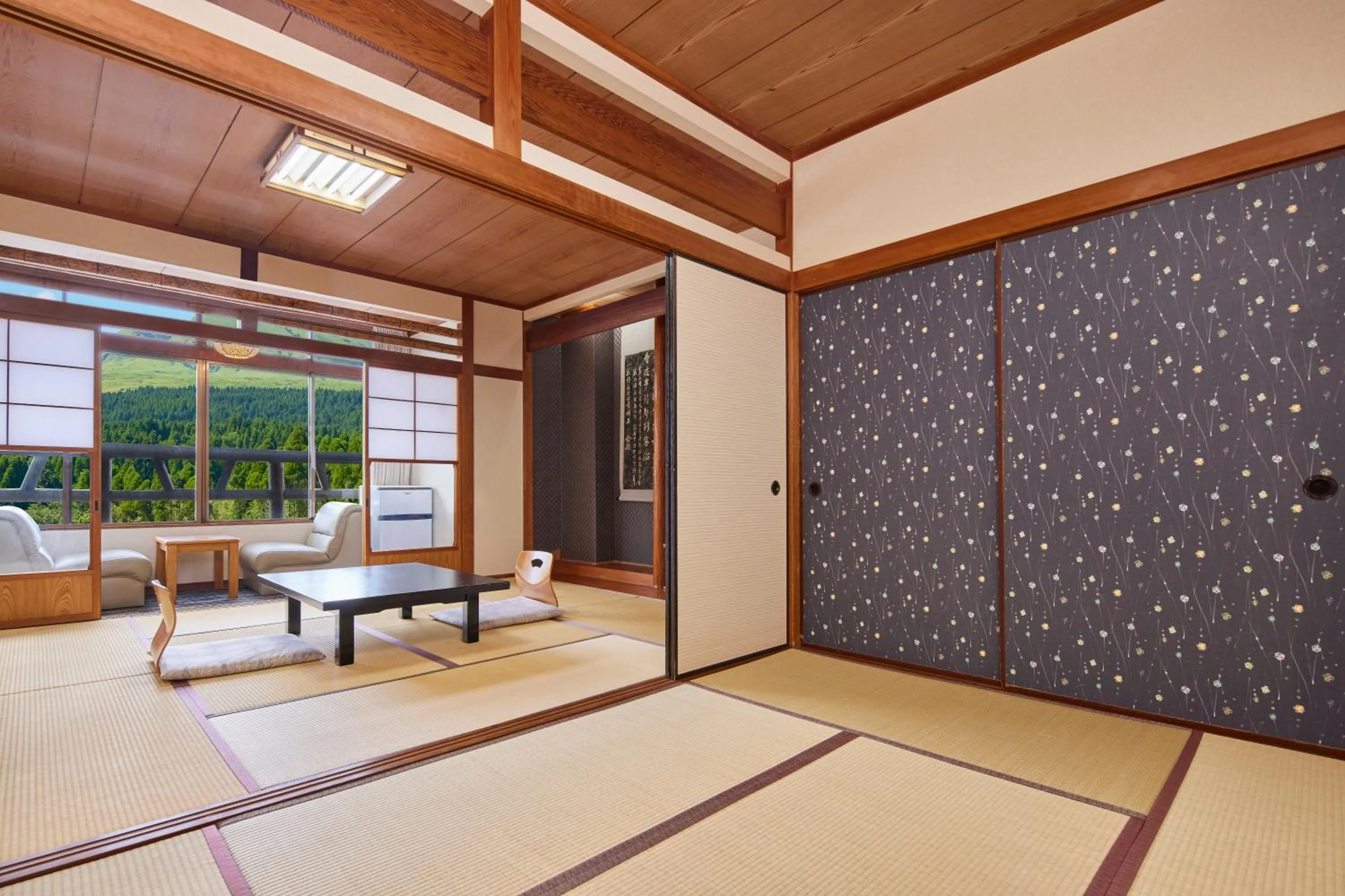 Living room in Kamenoi Hotel Aso Park Resort