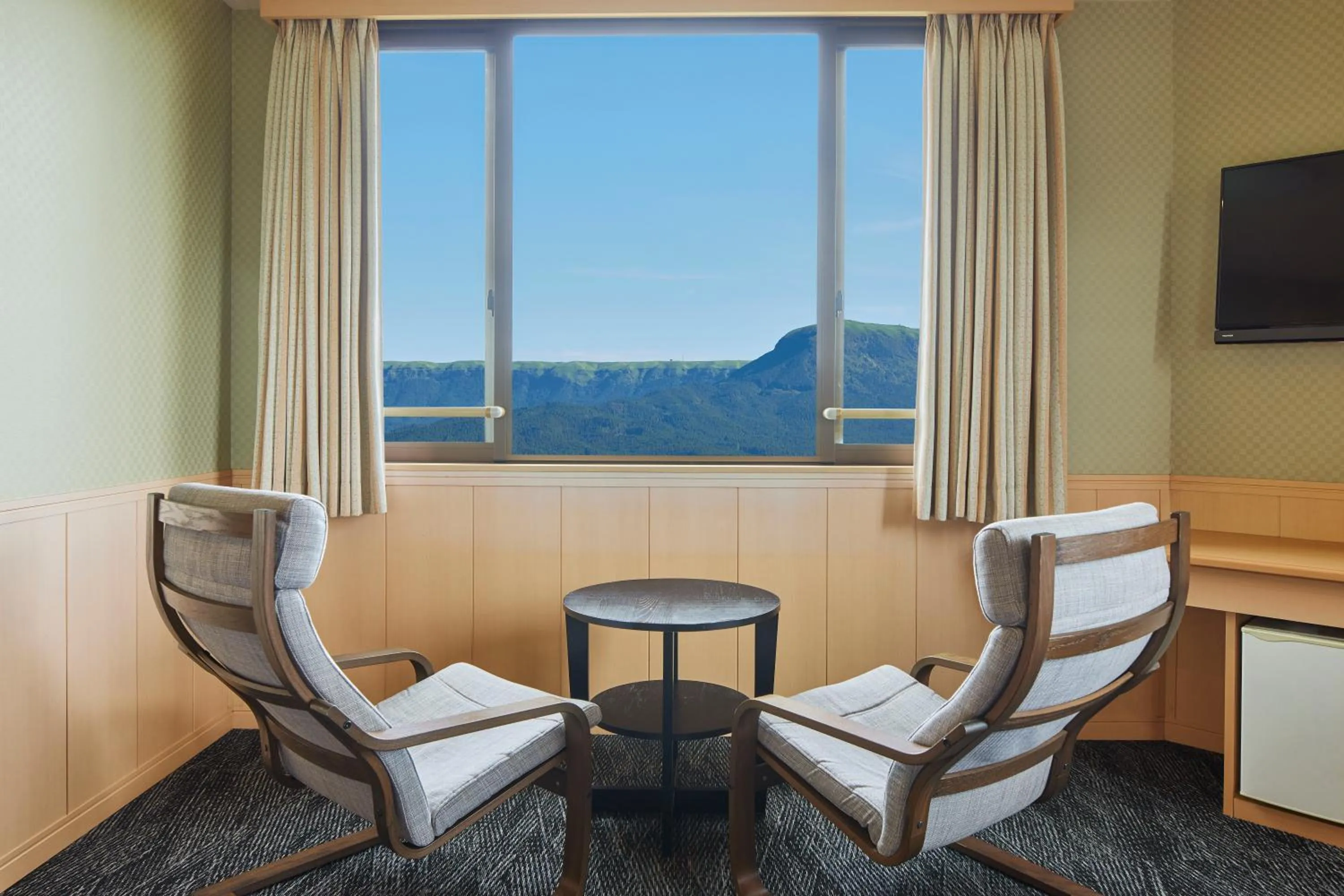 Mountain view in Kamenoi Hotel Aso Park Resort