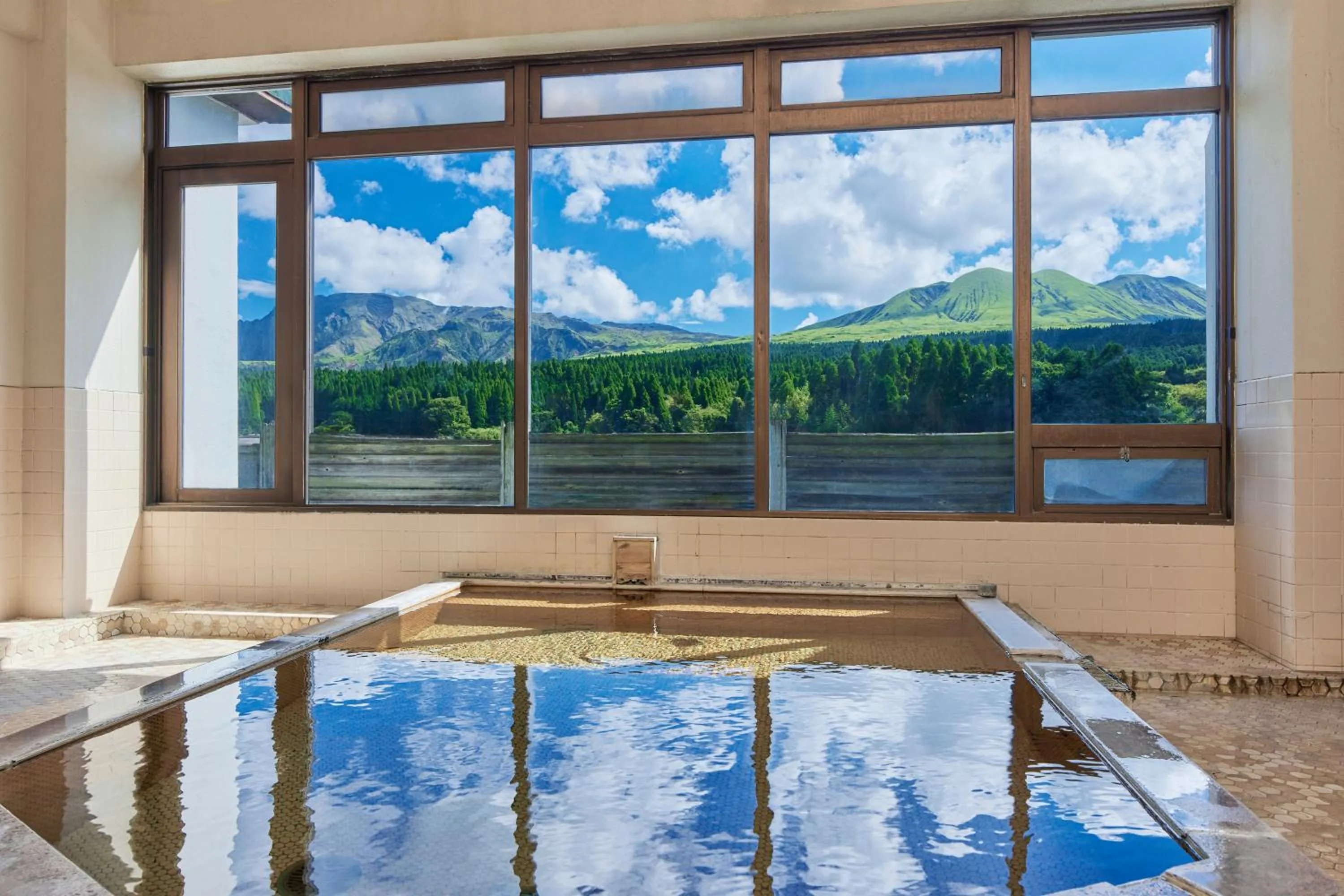 Hot Spring Bath in Kamenoi Hotel Aso Park Resort