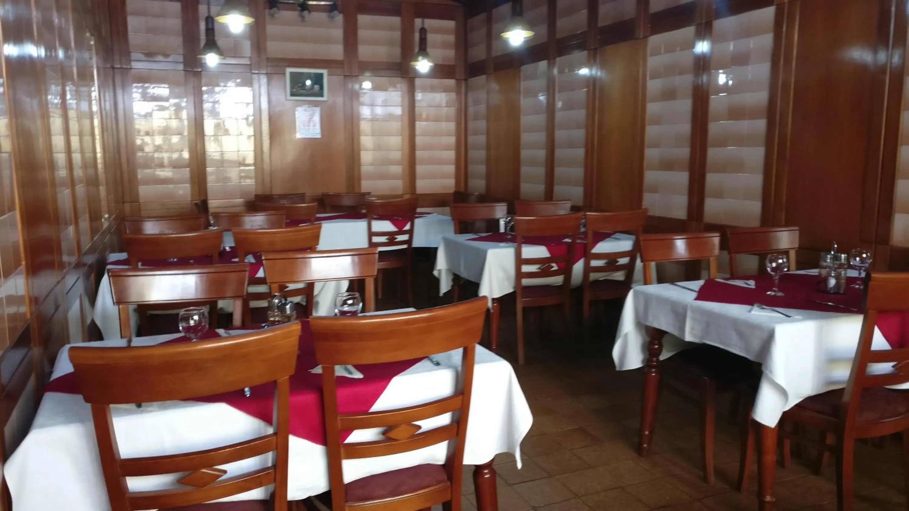 Restaurant/places to eat in Hotel Tantzi