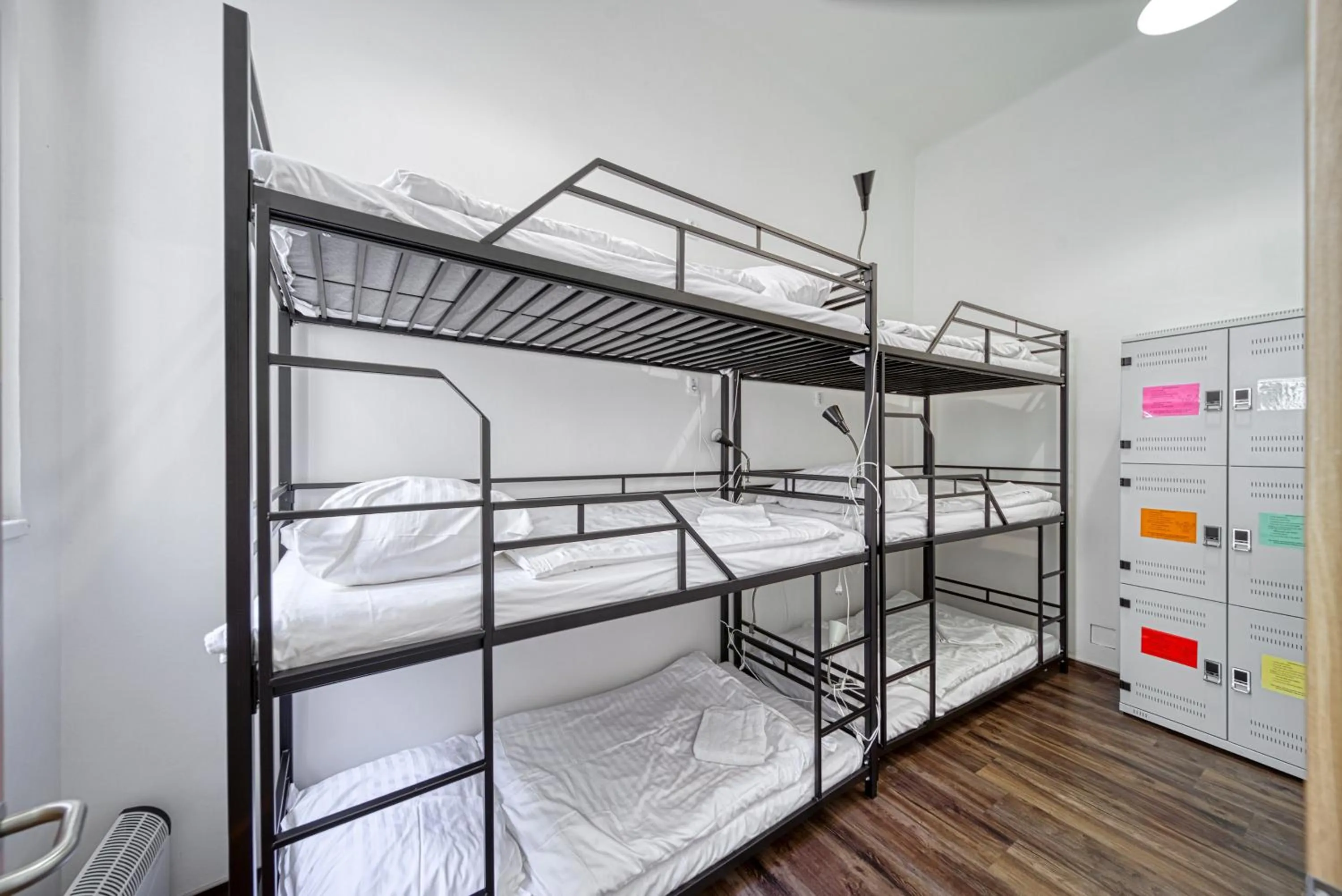 Bedroom, Bed in Hostel Orange