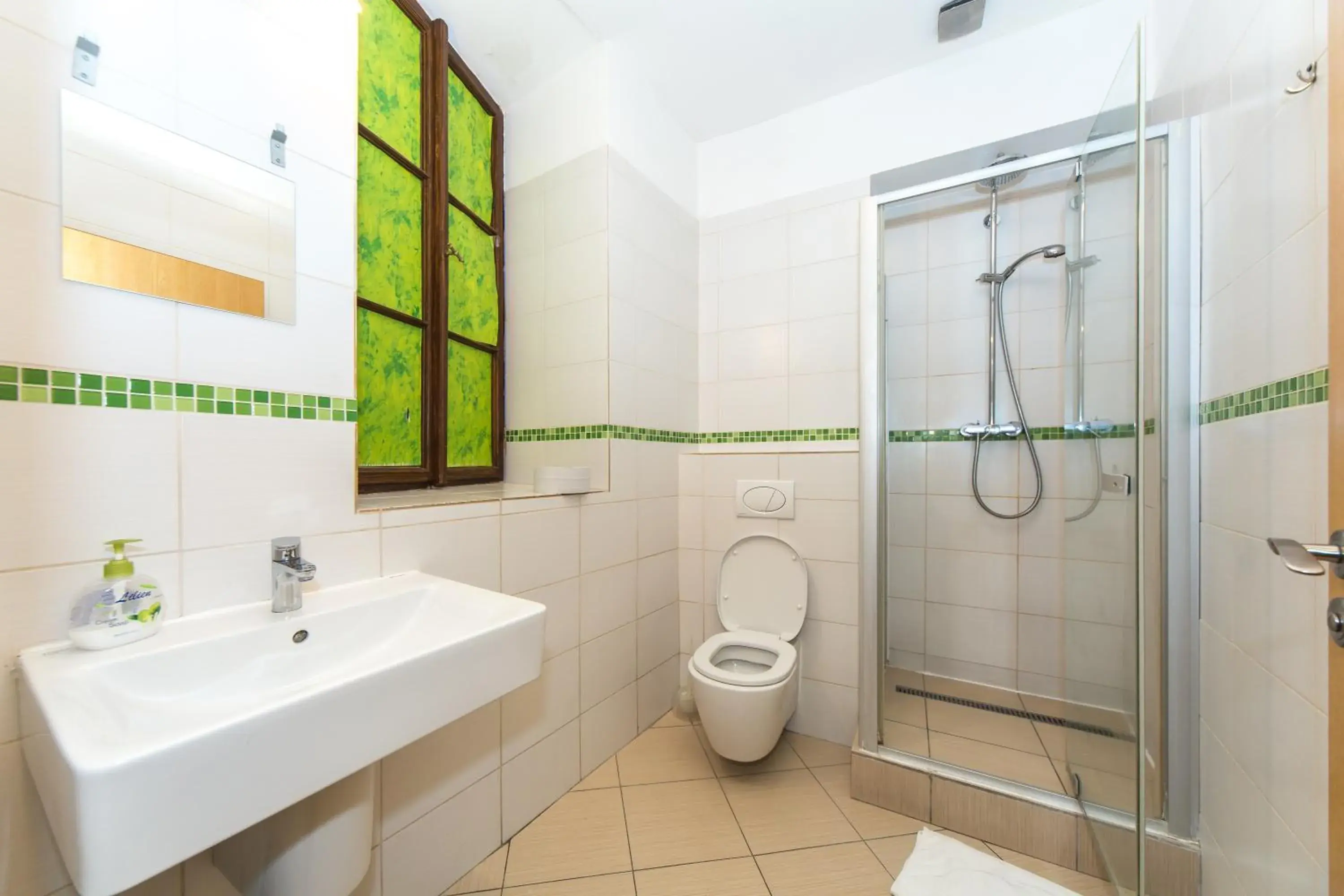 Bathroom in Hostel Orange