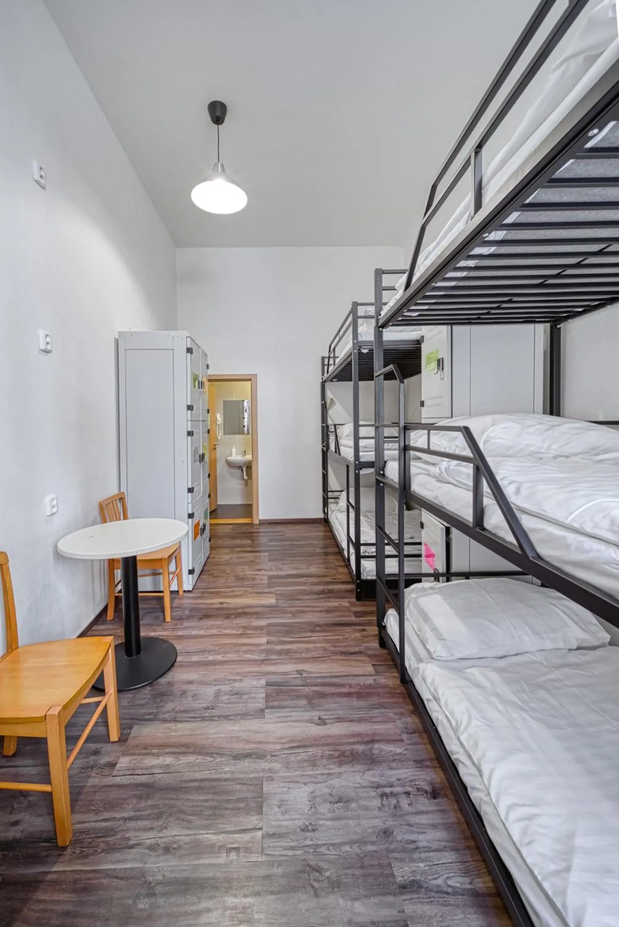 Bedroom, Bunk Bed in Hostel Orange