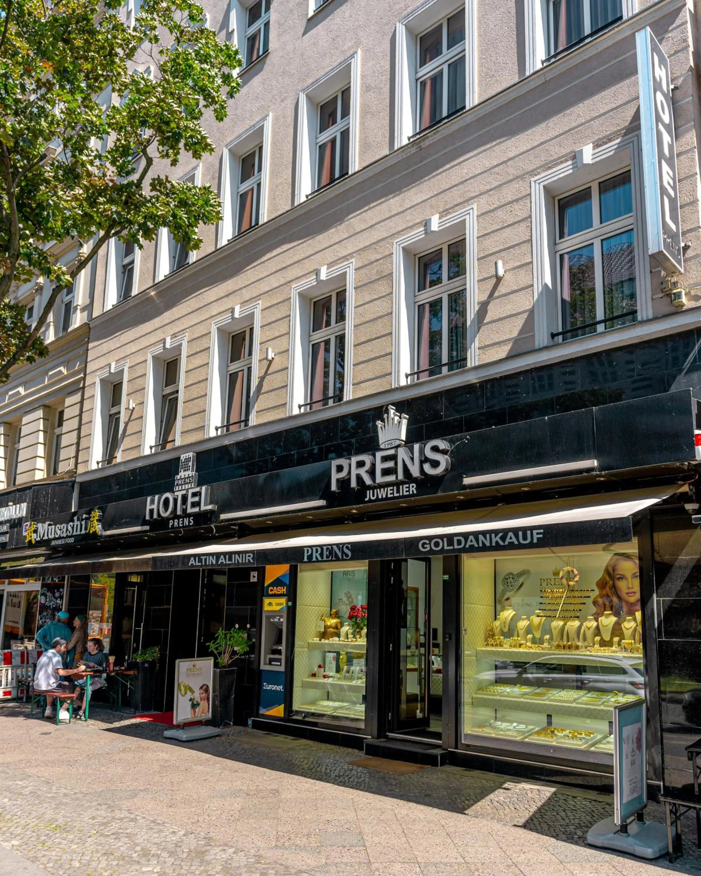 Property building in Hotel Prens Berlin